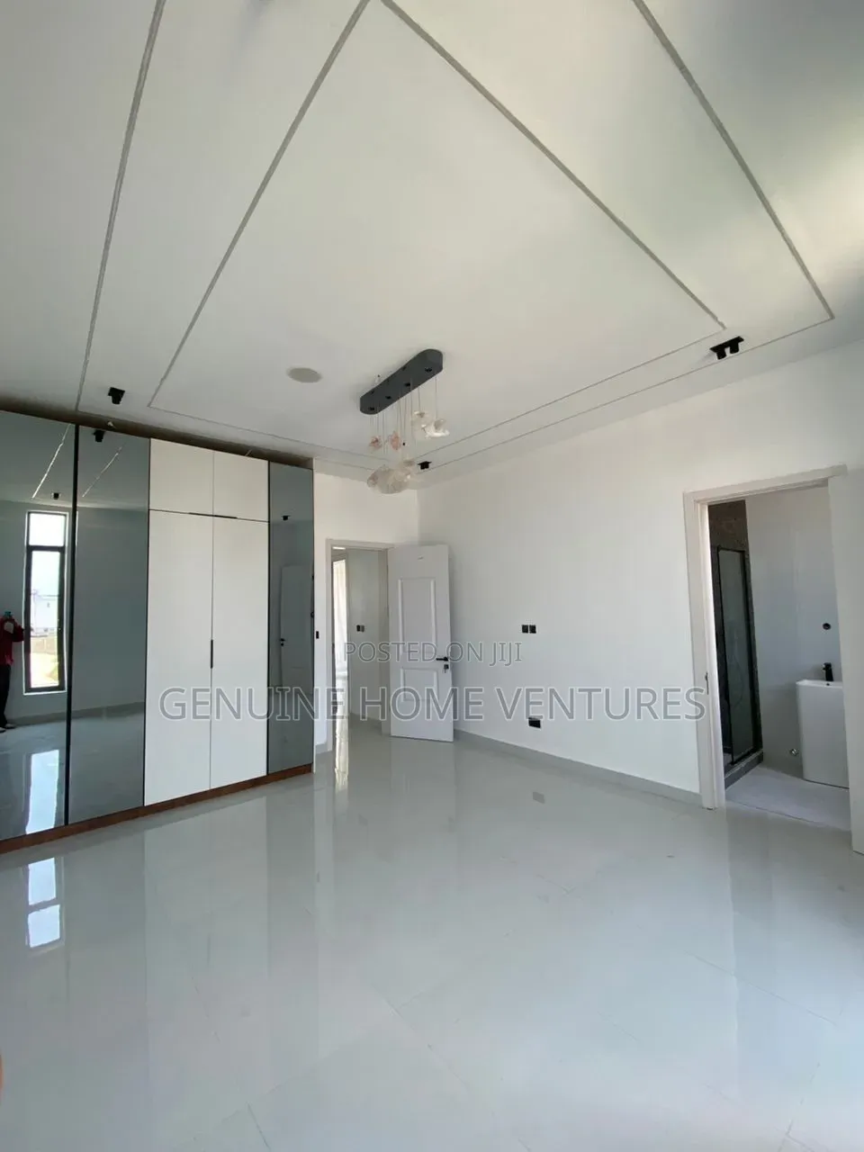 5bdrm Duplex in Lekki Phase One for sale