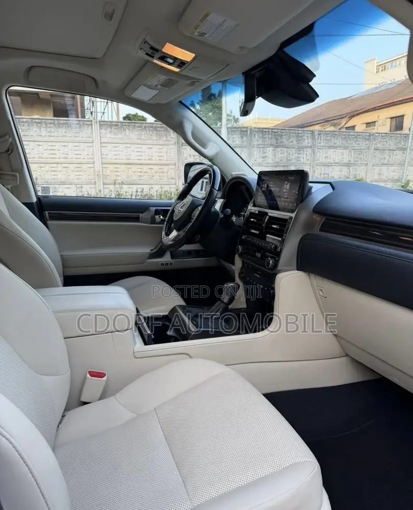 Lexus GX 460 AWD 2023 White