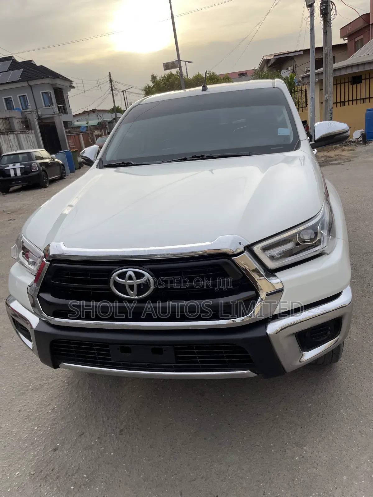 Toyota Hilux Revo Smart Cab Petrol 2.7 RWD 2022 White