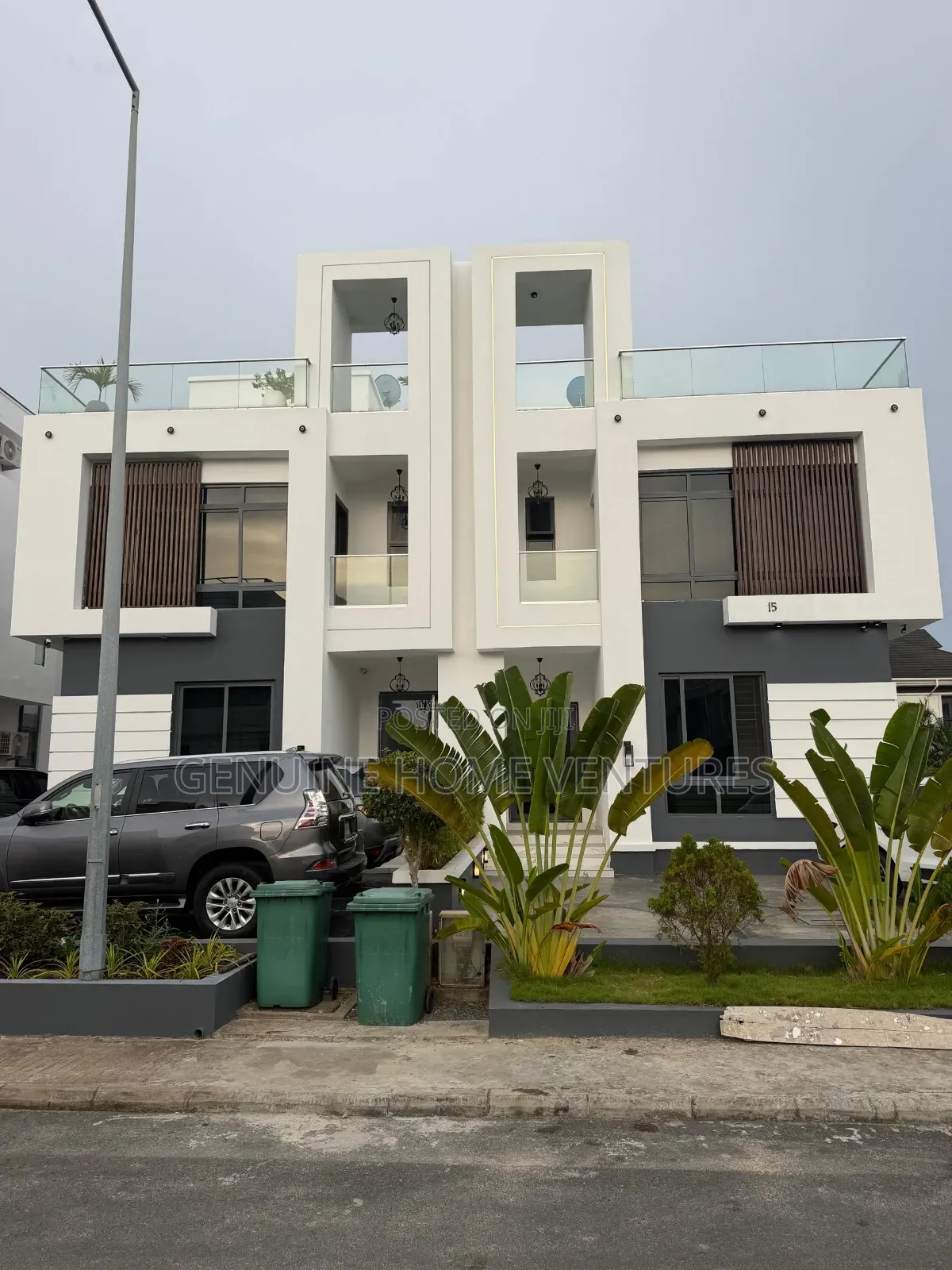5bdrm Duplex in Ikate Lekki for sale