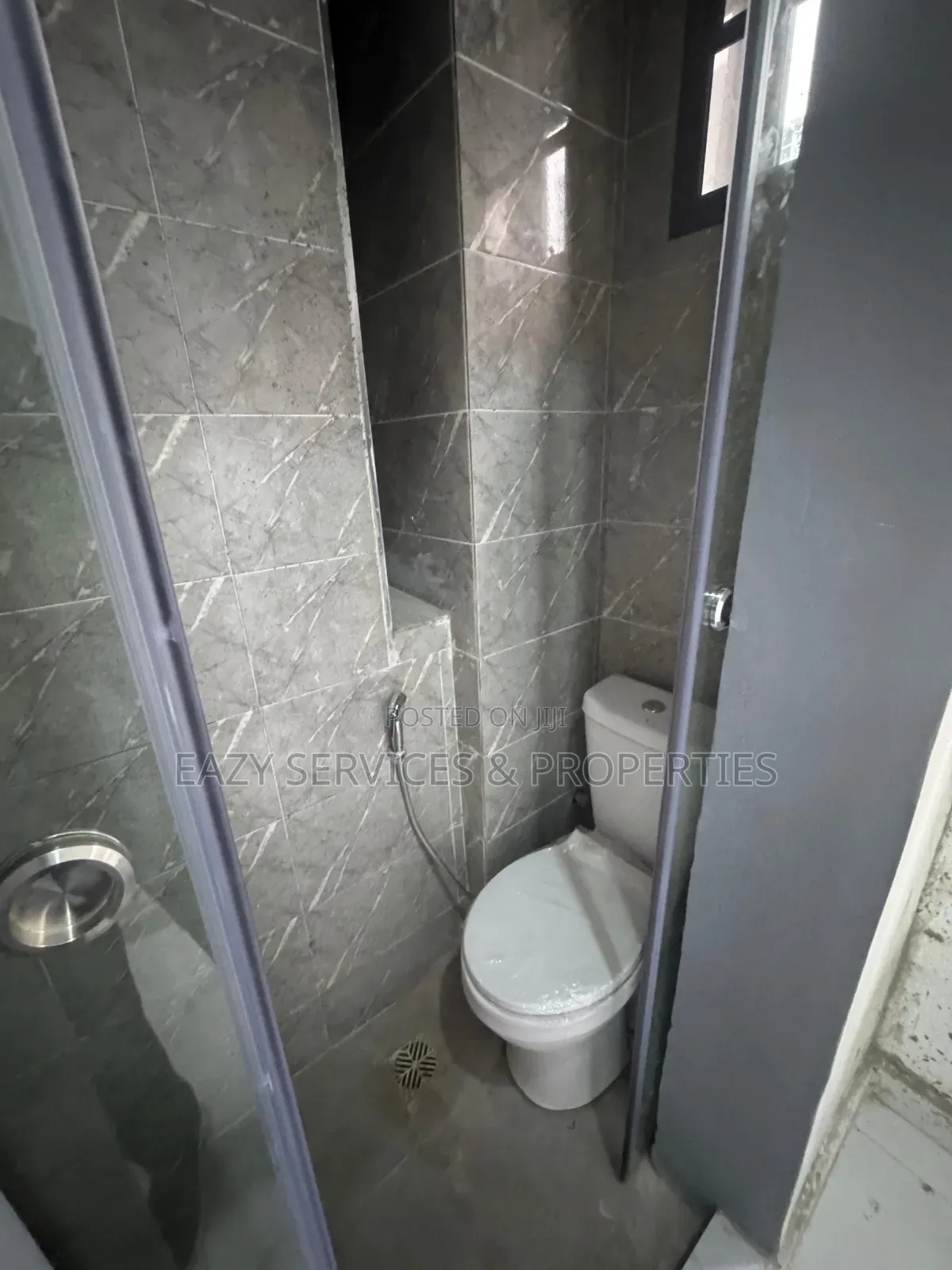 3bdrm Apartment in Gated And Secured, Ilasan for sale