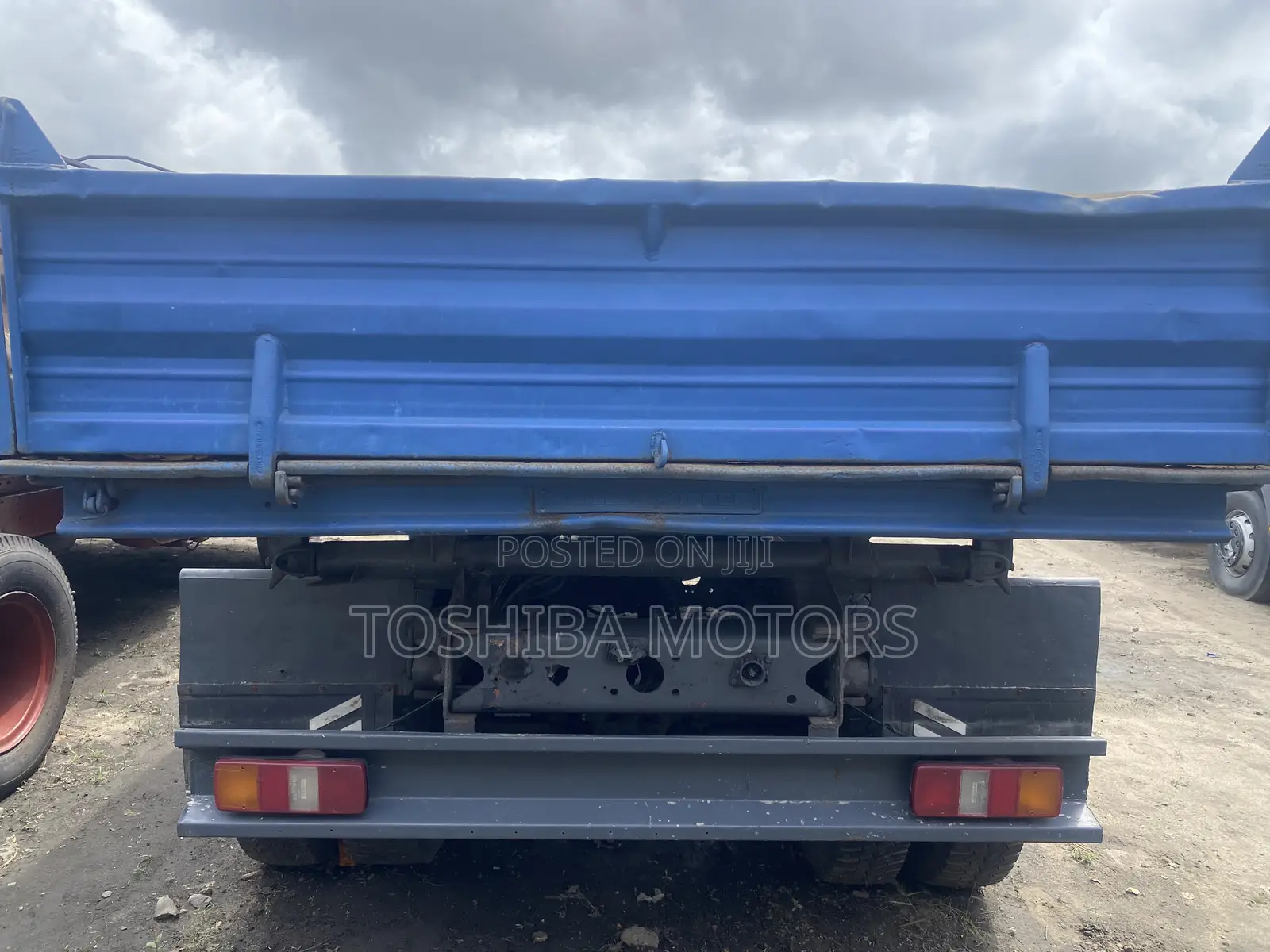 Mercedes Benz Tipper