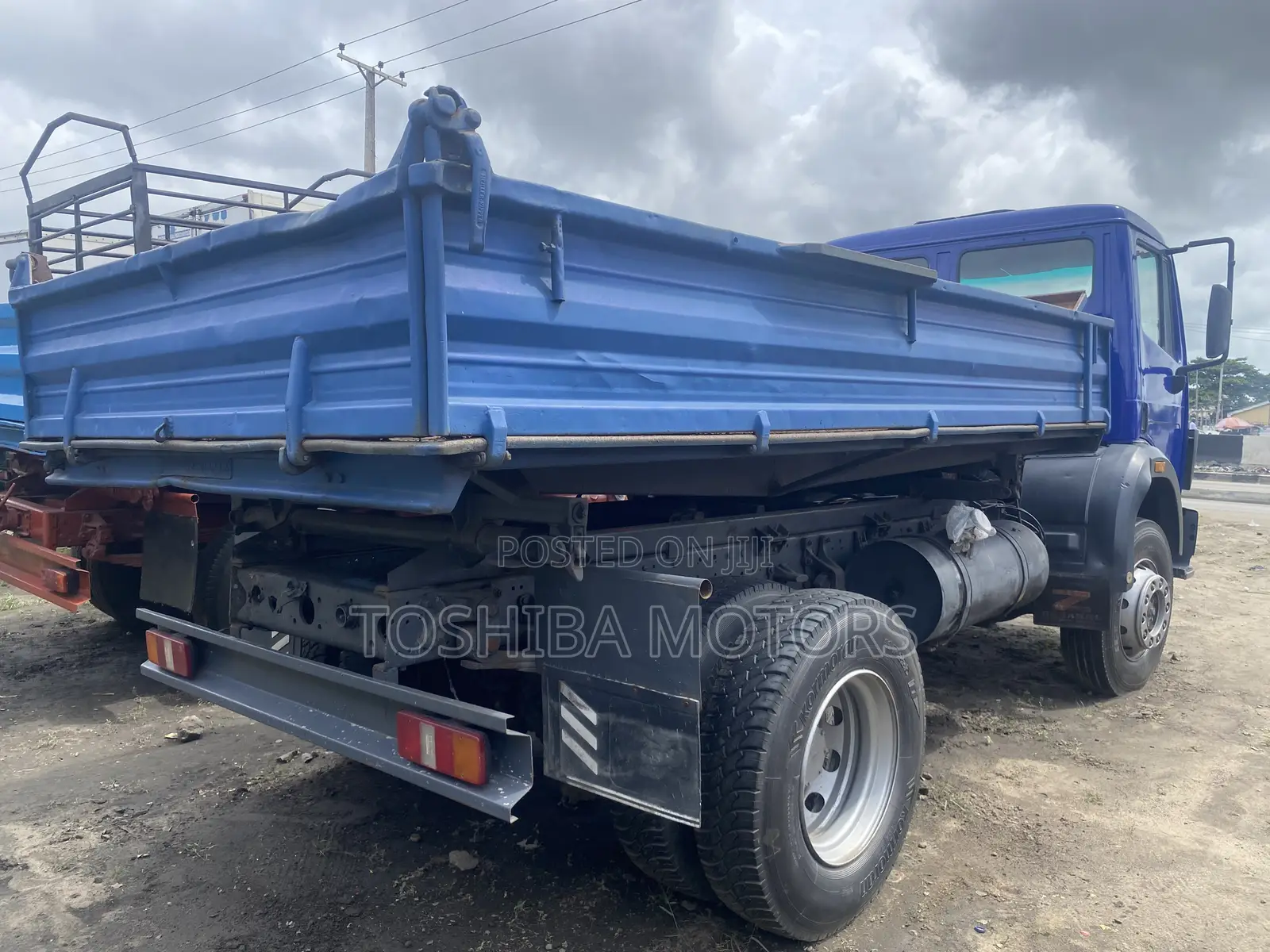 Mercedes Benz Tipper
