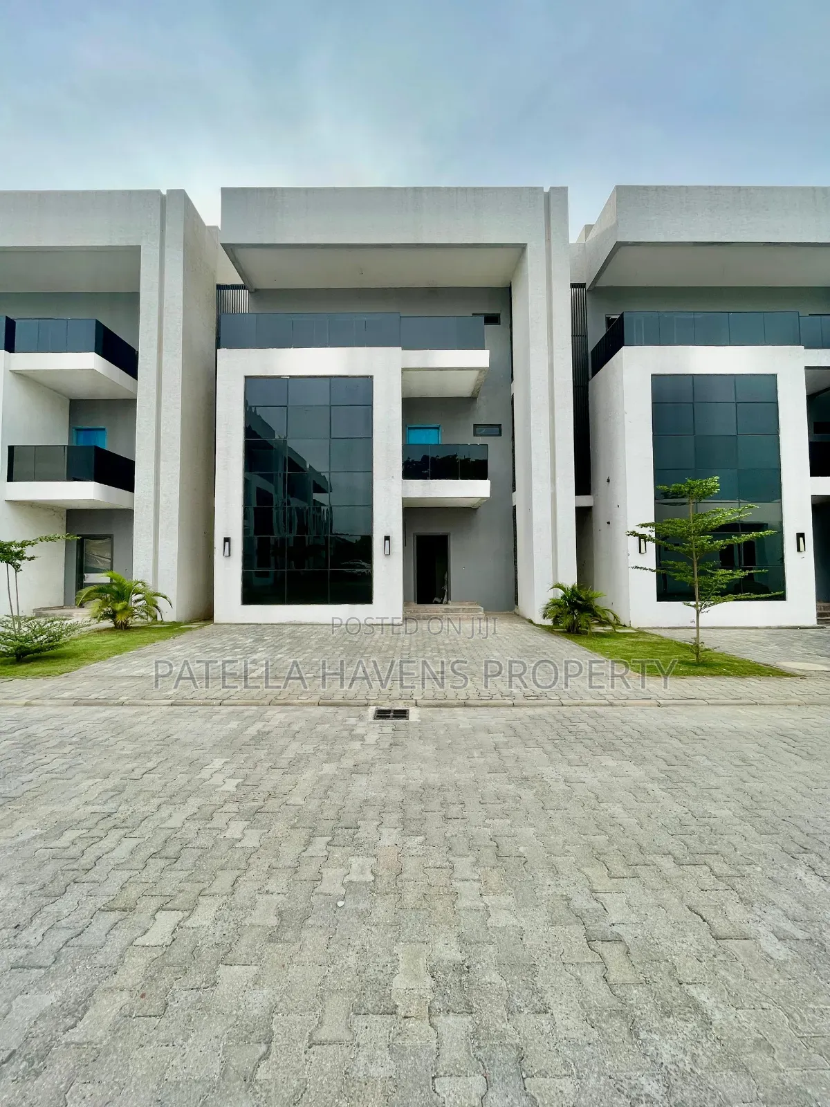 5bdrm Duplex in Jabi for sale