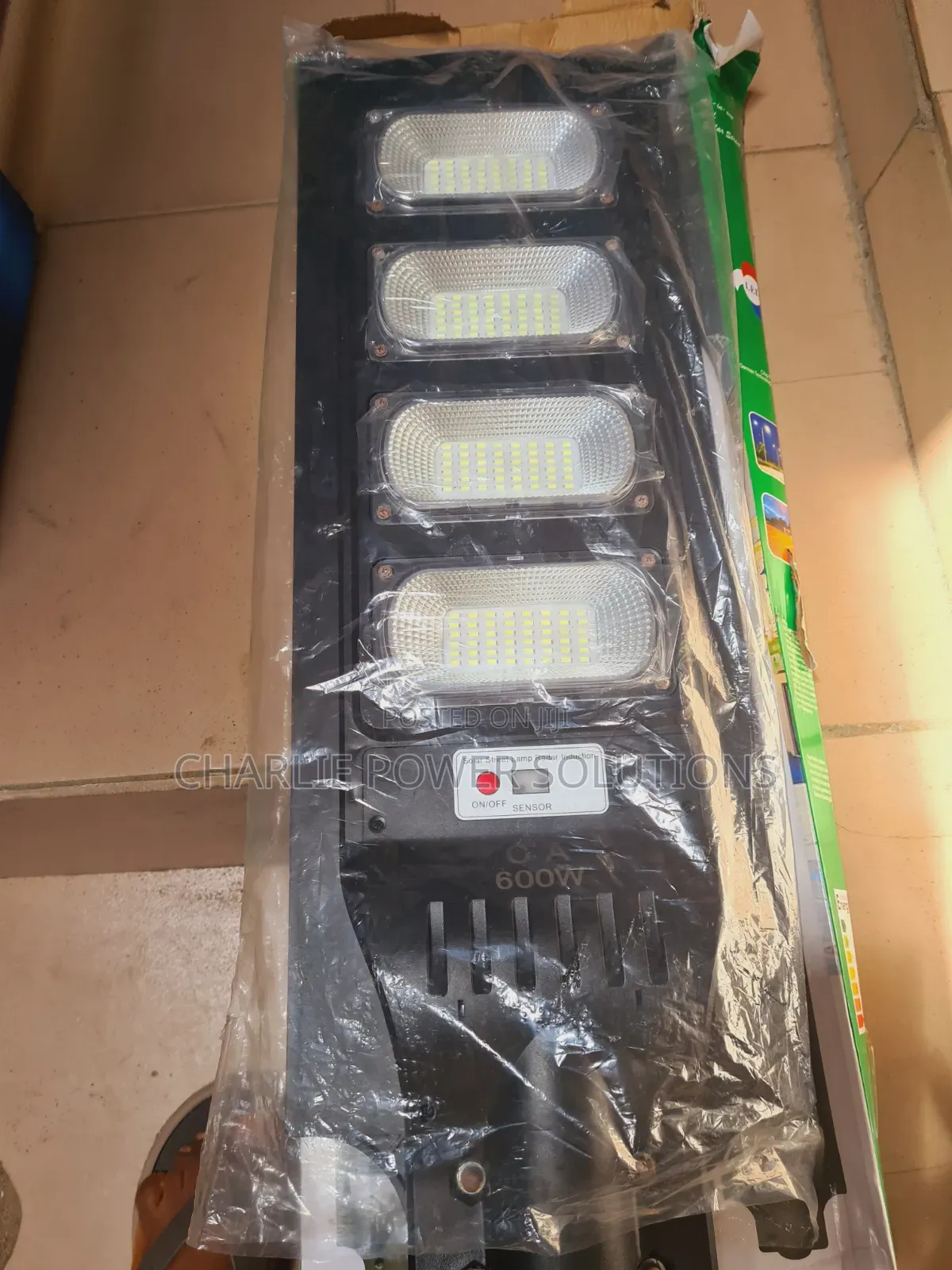 4eyes 400watts Solar Streetlight
