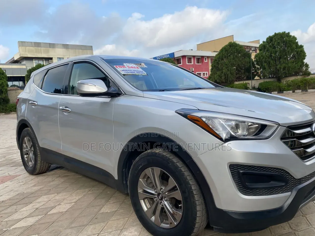 Hyundai Santa Fe GLS 4dr SUV (3.3L 6cyl 6A) 2015 Silver