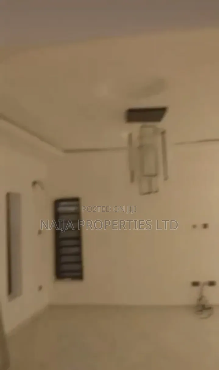 3bdrm Duplex in Beechwood Estate, Bogije for rent