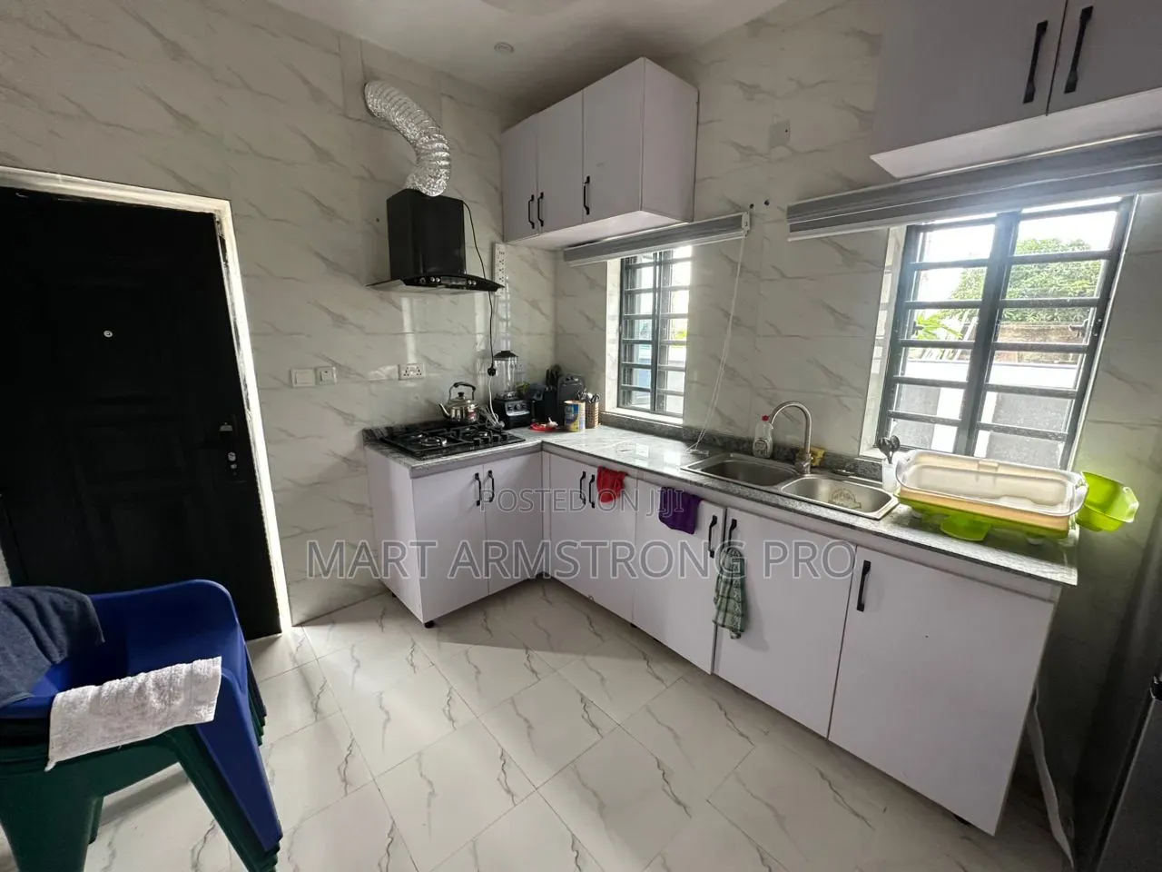 Furnished 4bdrm Duplex in Seaside Estate for sale
