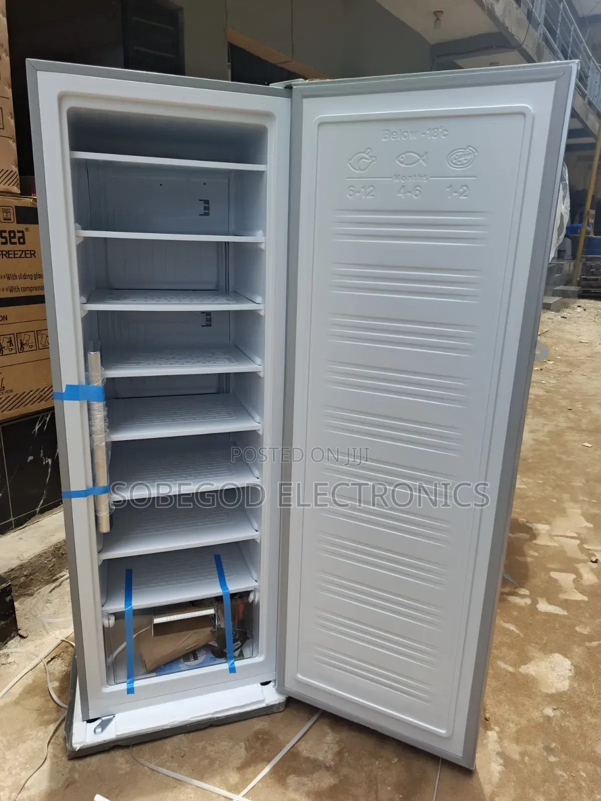 Yohako Upright Solar Ice Marker Freezer Ac/Dc(258liters)