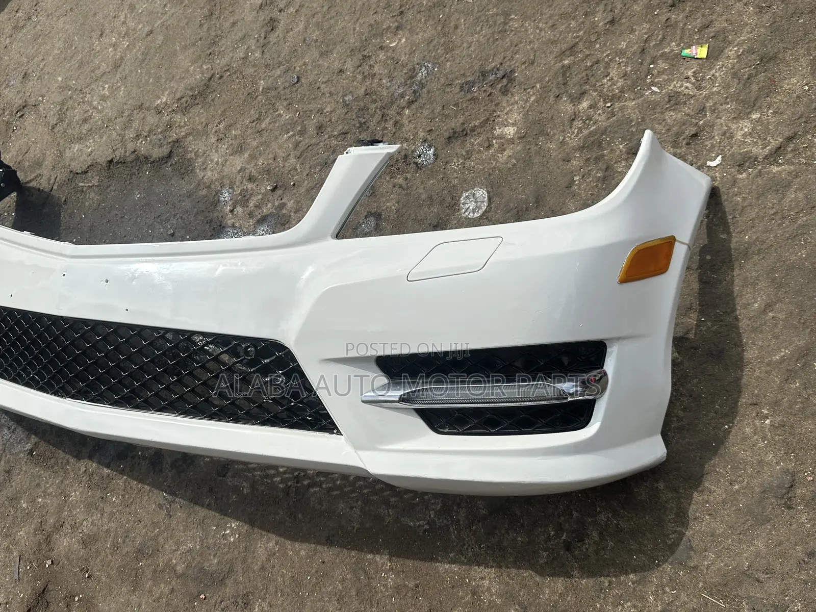Mercedes Benz Front Bumper 204 013 Clean