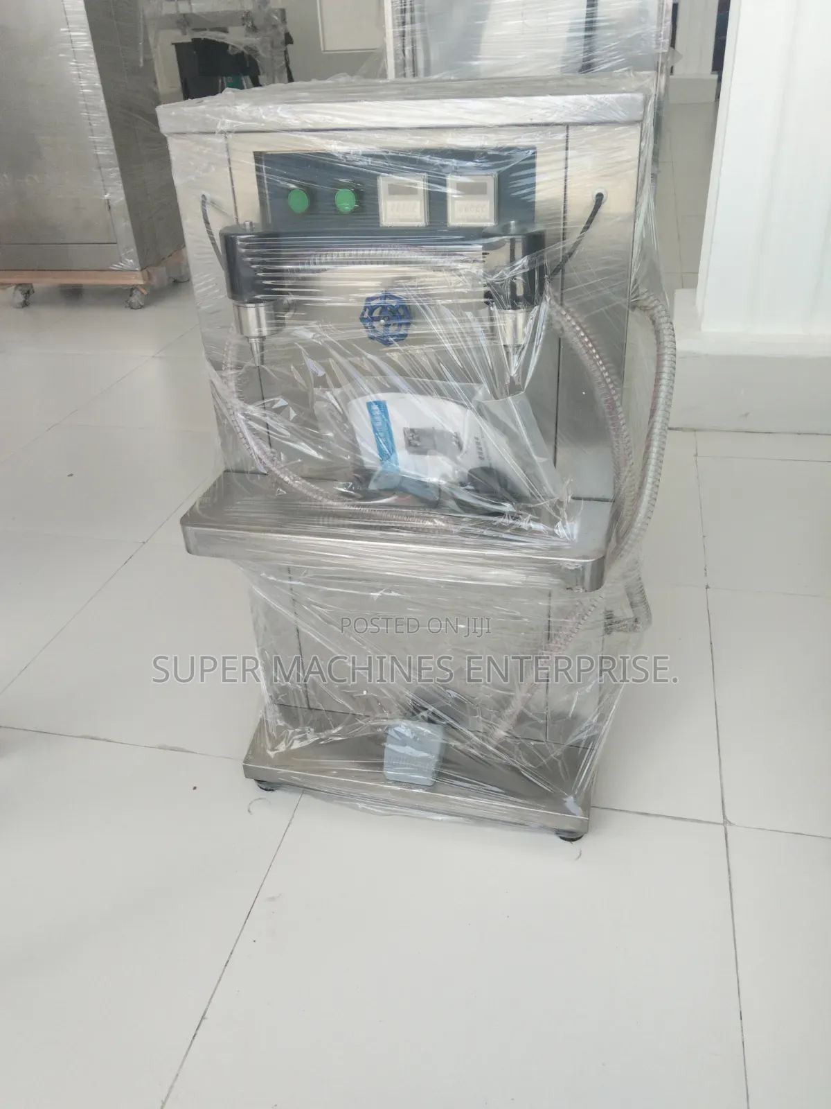 Two Head Liquid Oil Bottle Filling Machine Double Nozzle Timer Filler
