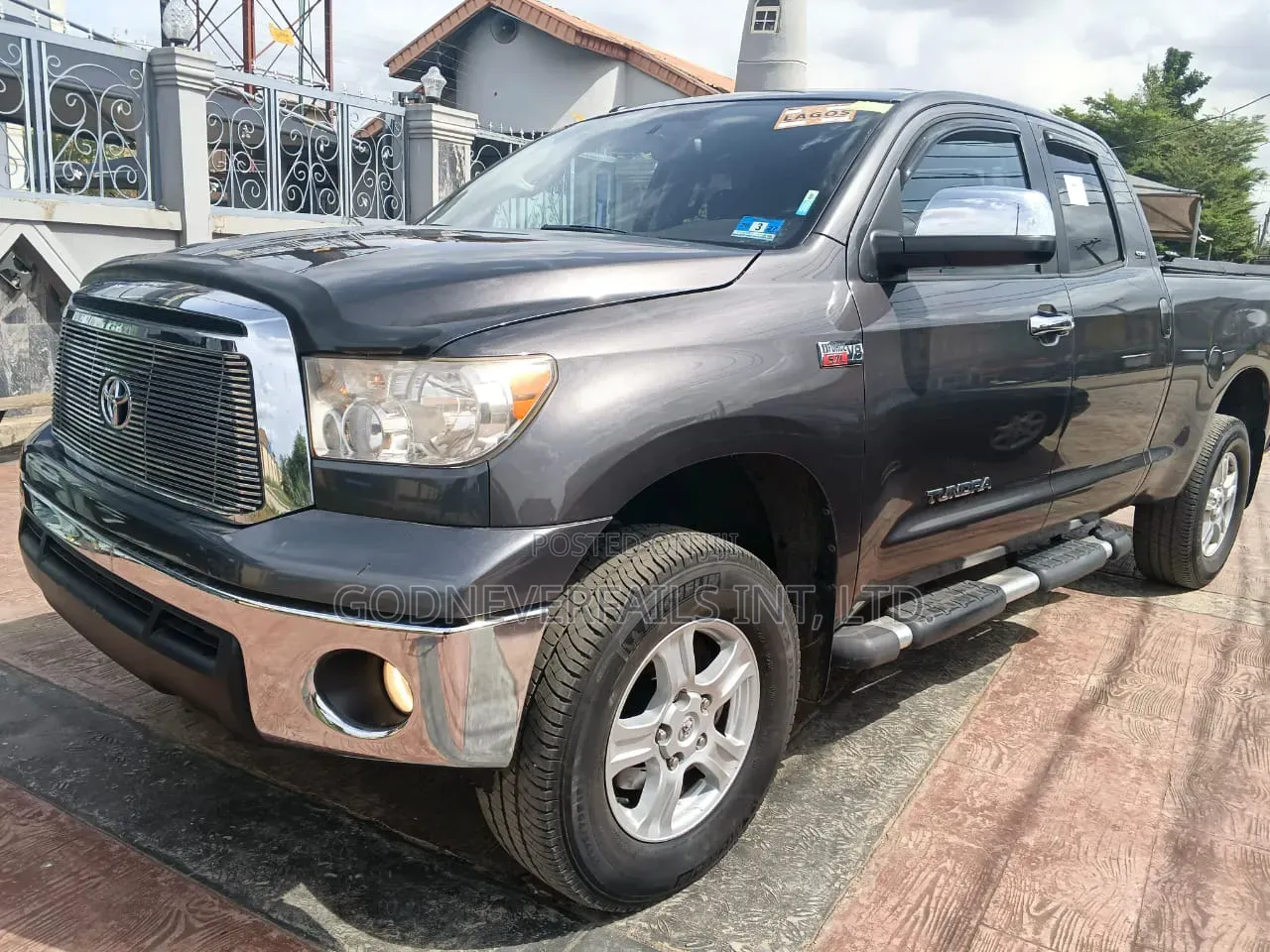 Toyota Tundra 2012 Gray