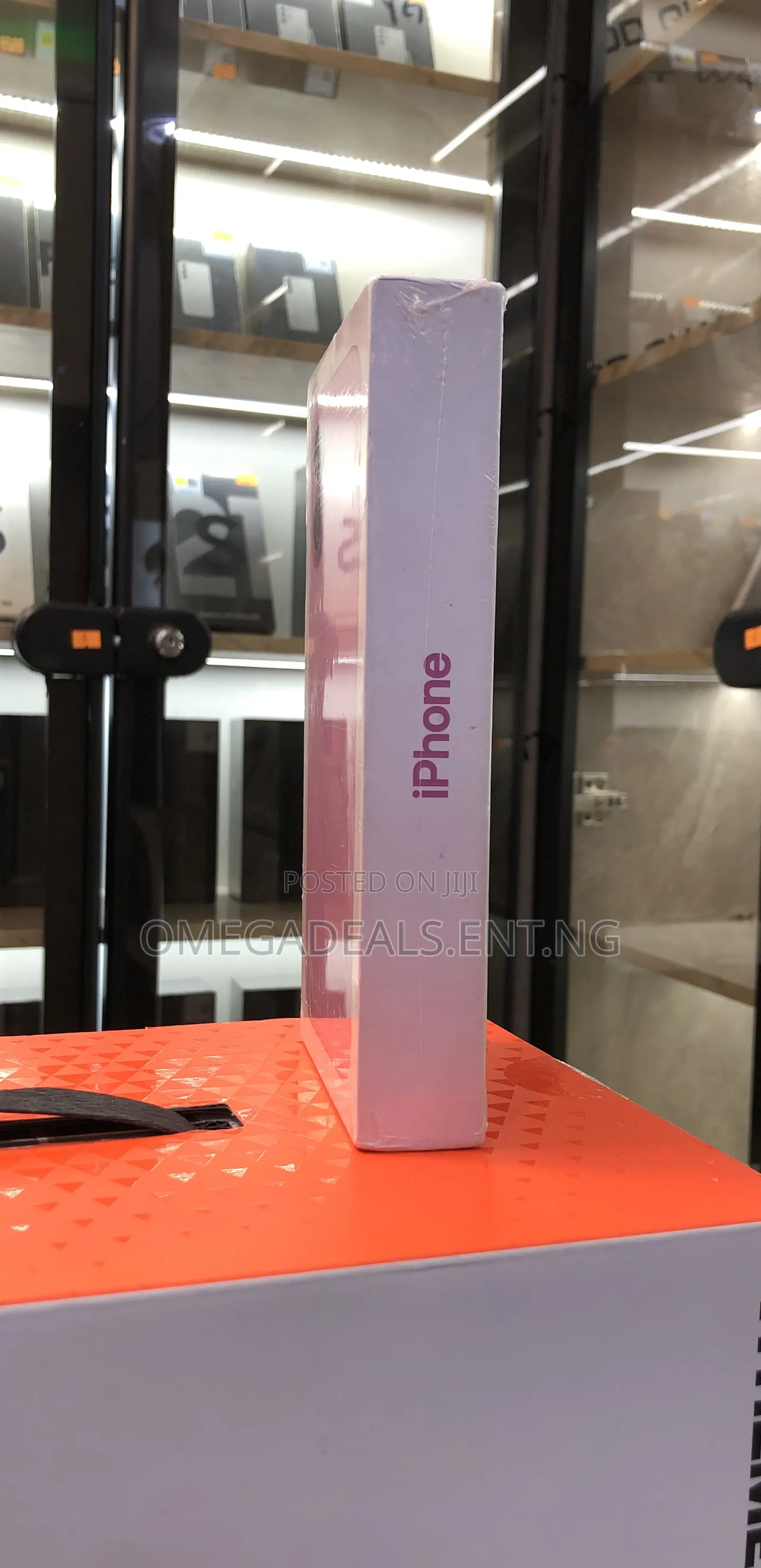 New Apple iPhone 16 Plus 128 GB Pink