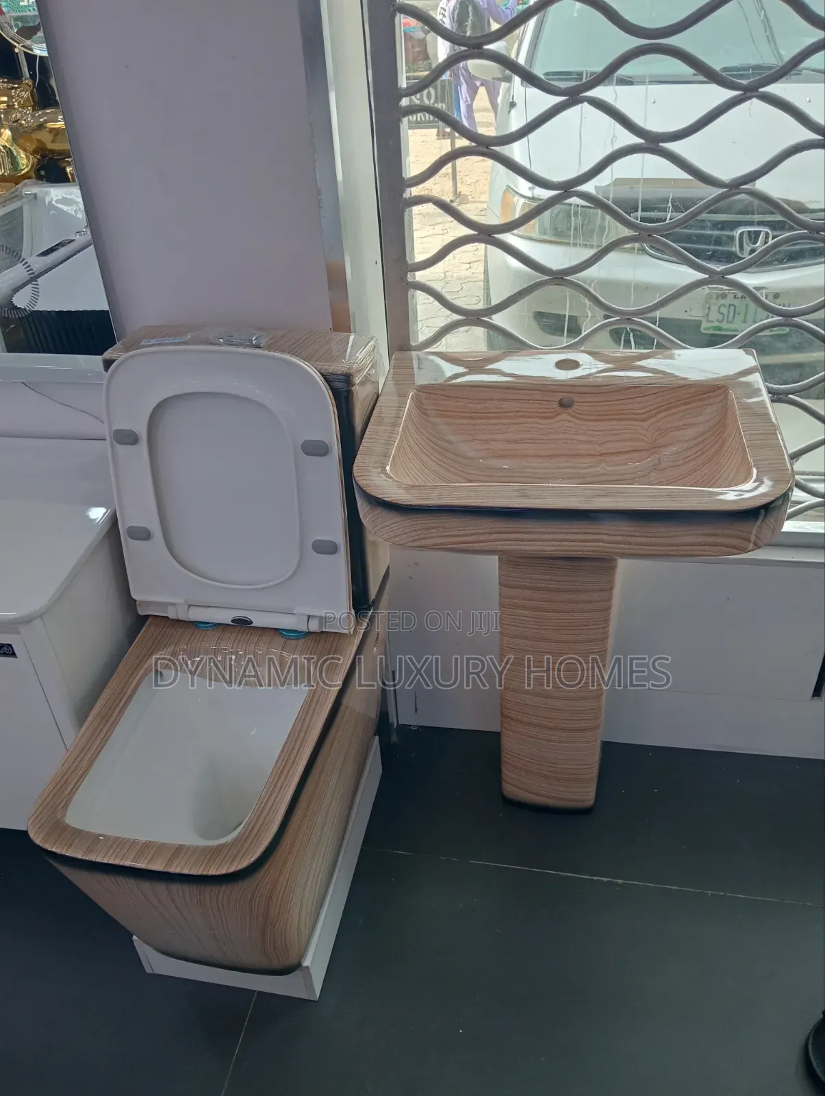 England Marble Design Wc