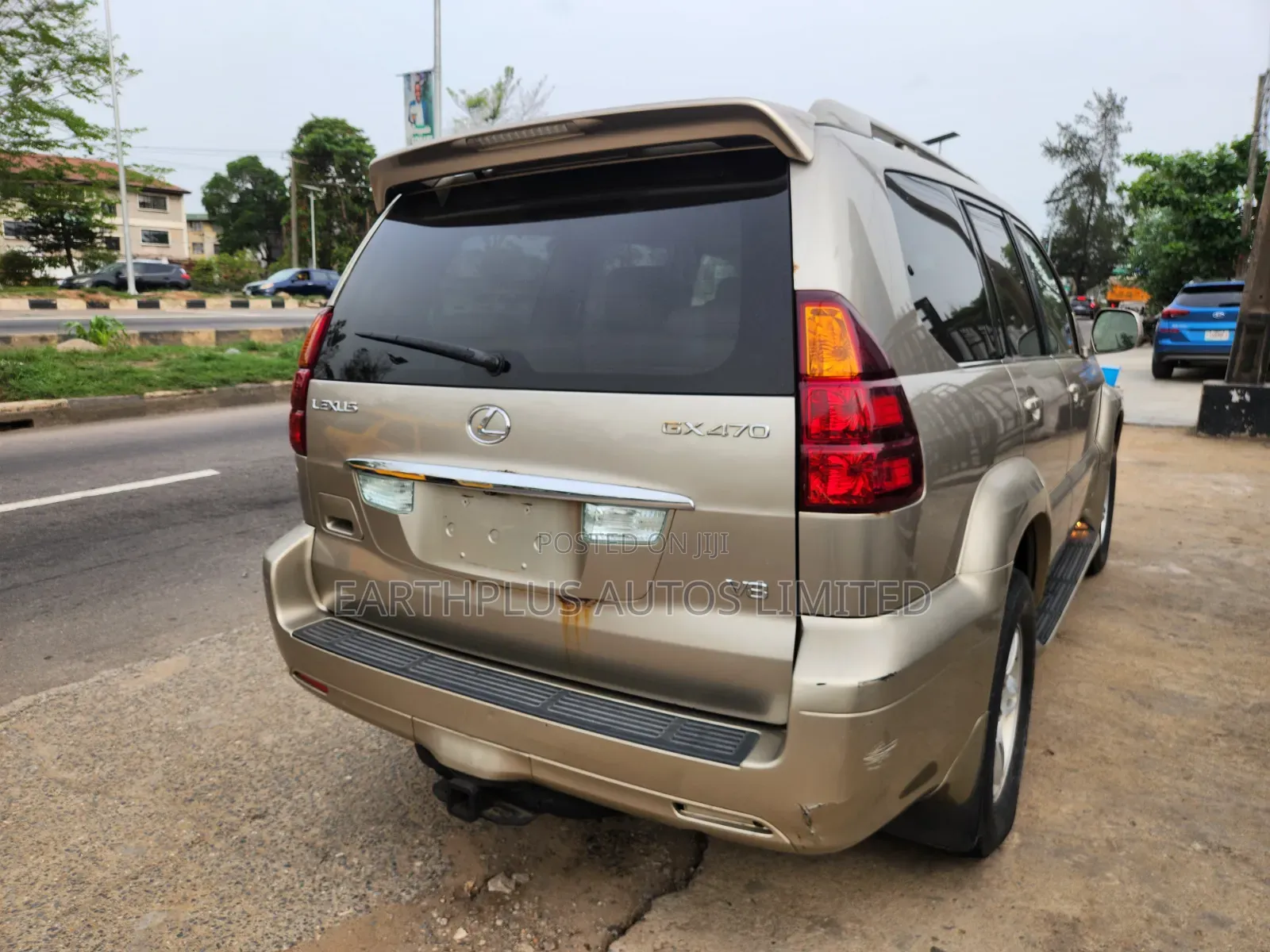 Lexus GX 470 Sport Utility 2005 Gold
