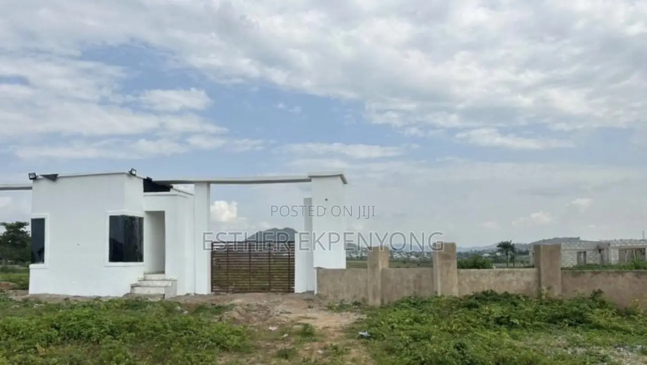 400sqm Bungalow Plots for Sale