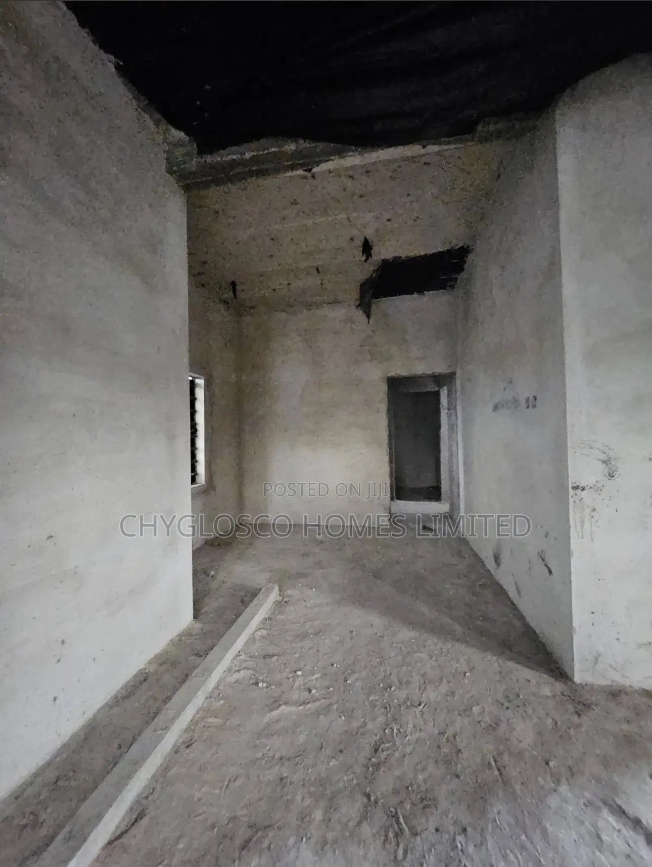 4bdrm Duplex in Gold Town, Ruuodomaya for sale