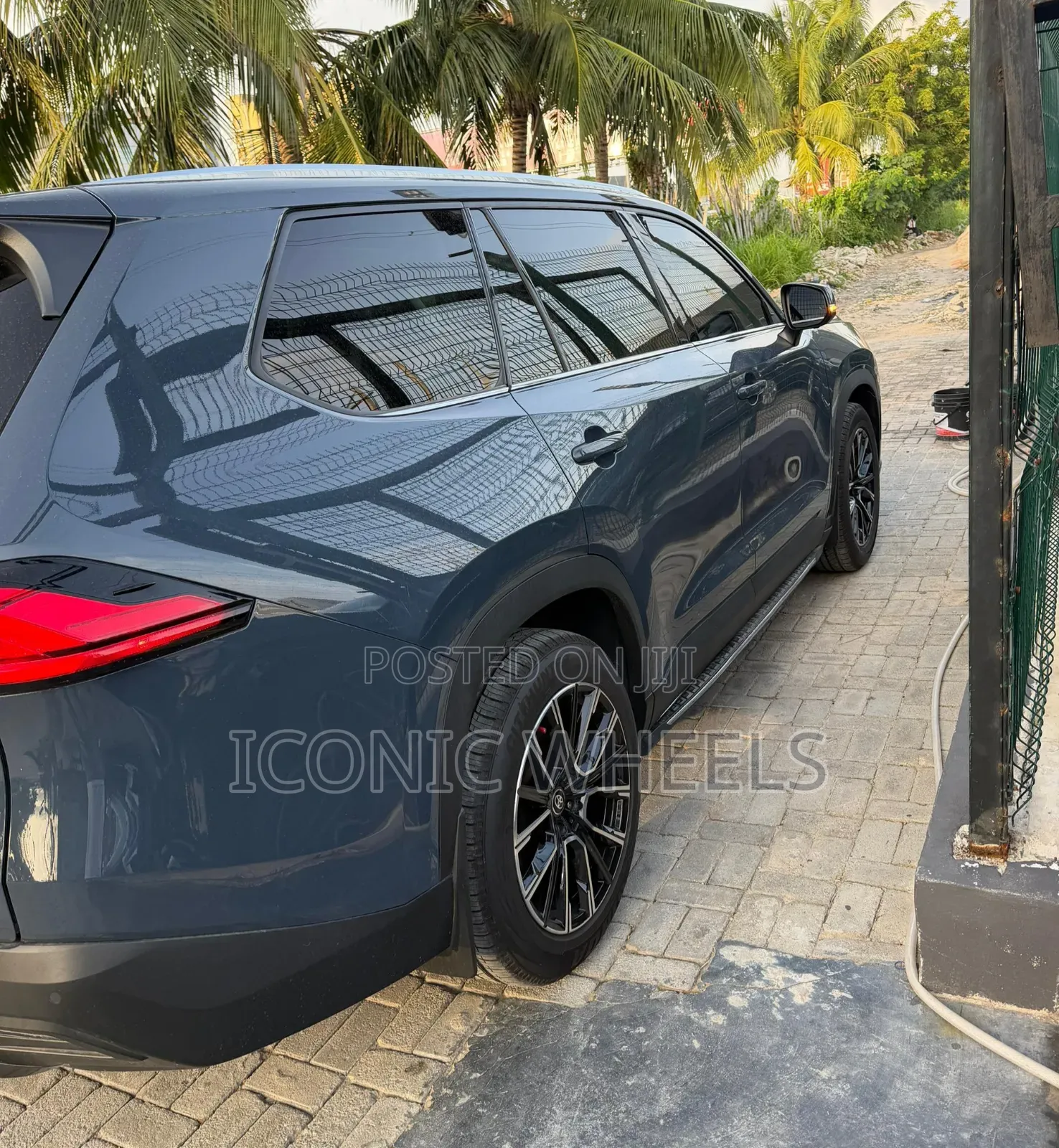 Toyota Highlander 2024 Gray