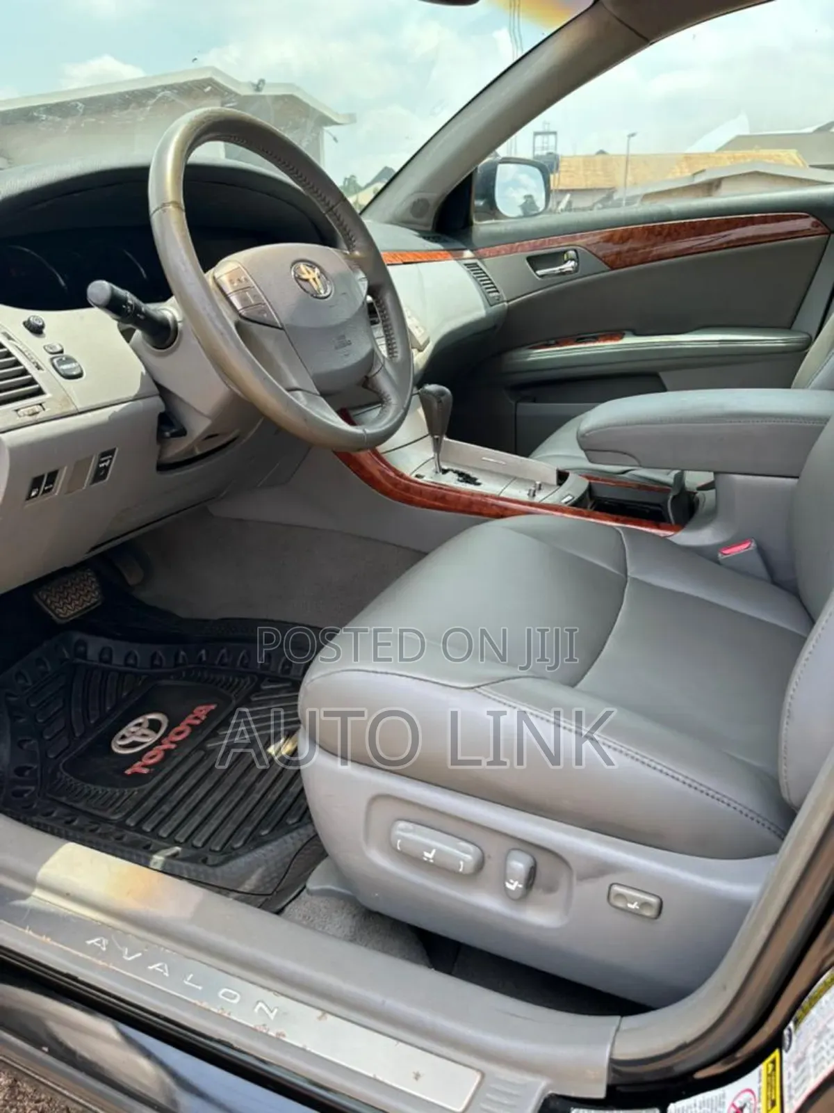 Toyota Avalon XLS 2007 Black