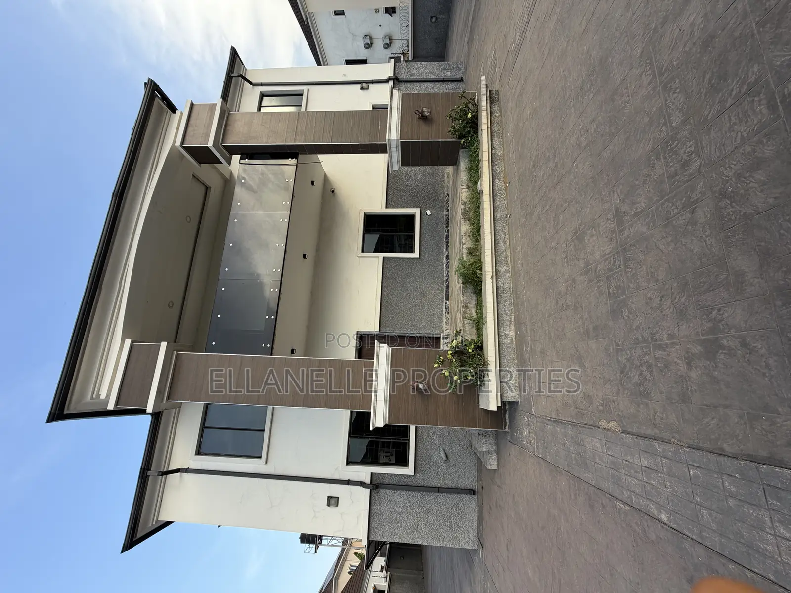 4bdrm Duplex in Asokoro for rent
