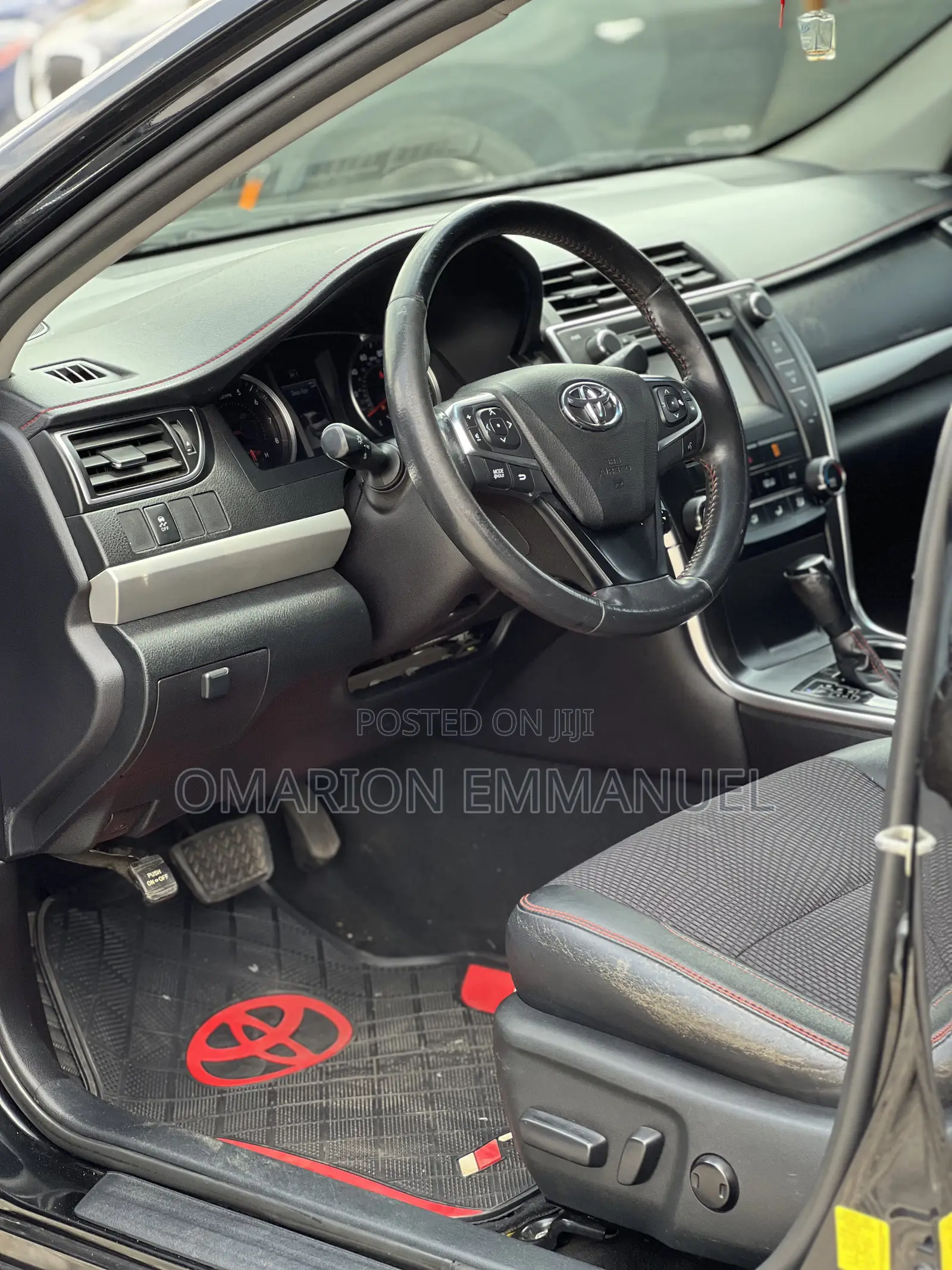 Toyota Camry SE 4dr Sedan (2.5L 4cyl 6A) 2017 Black