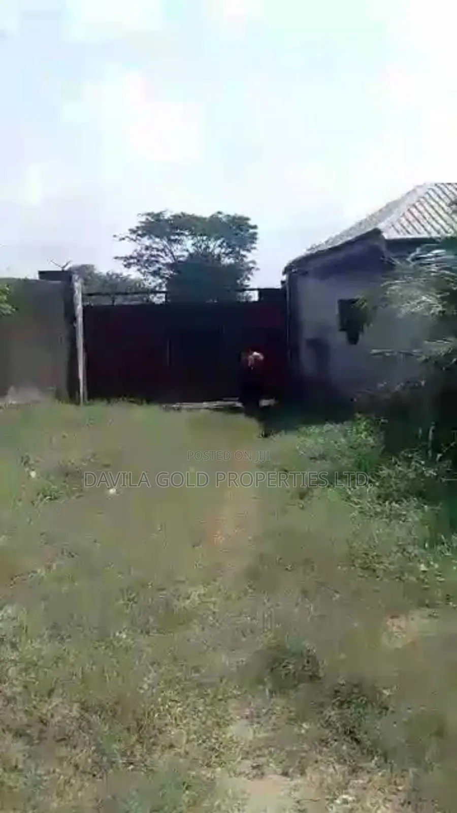 Strategic Commercial Plot Facing Sapele Road