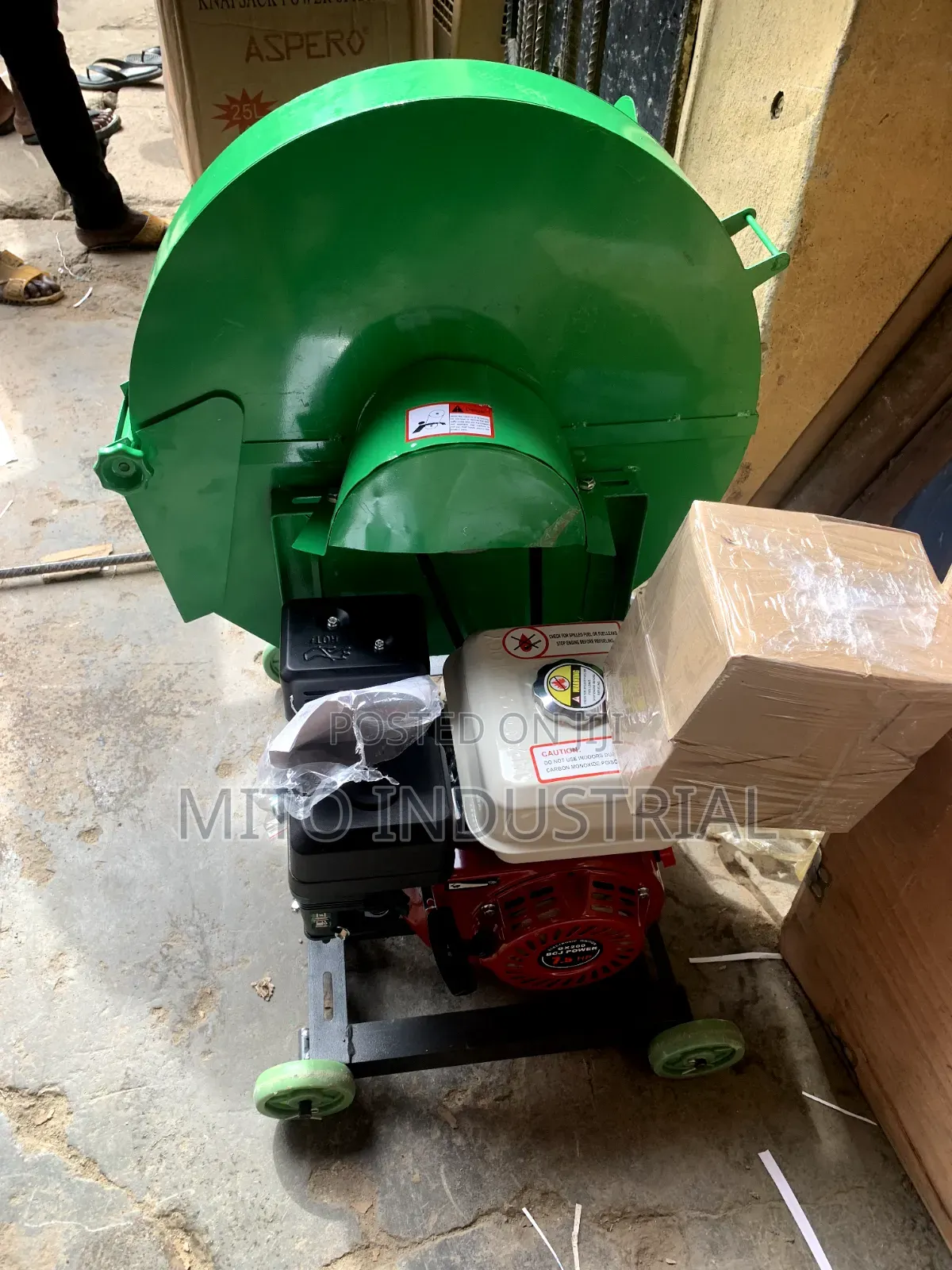 Multifunctional Banana Tree Cutter