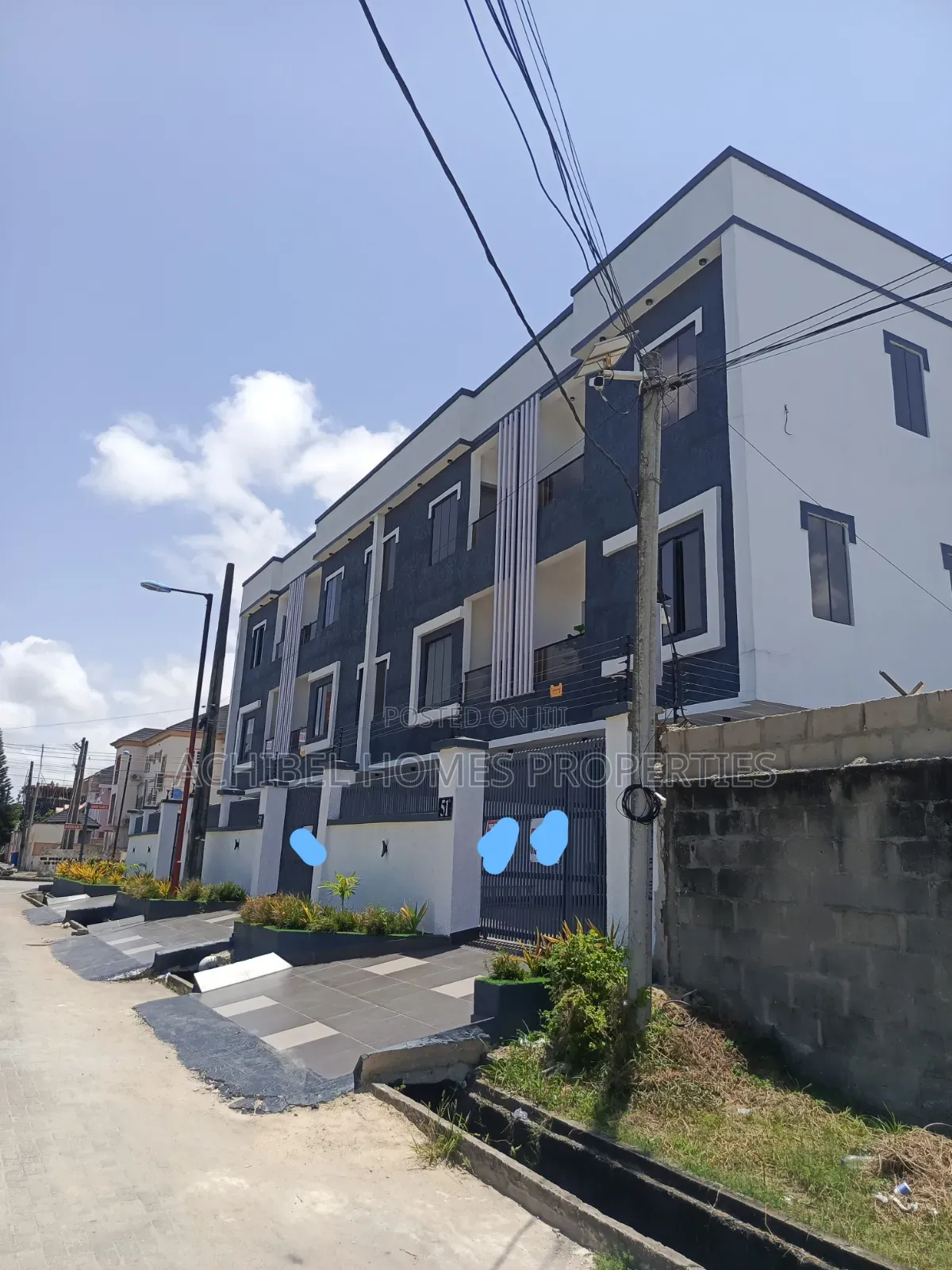 4bdrm Duplex in Off Hakeem, Lekki Phase 1 for sale