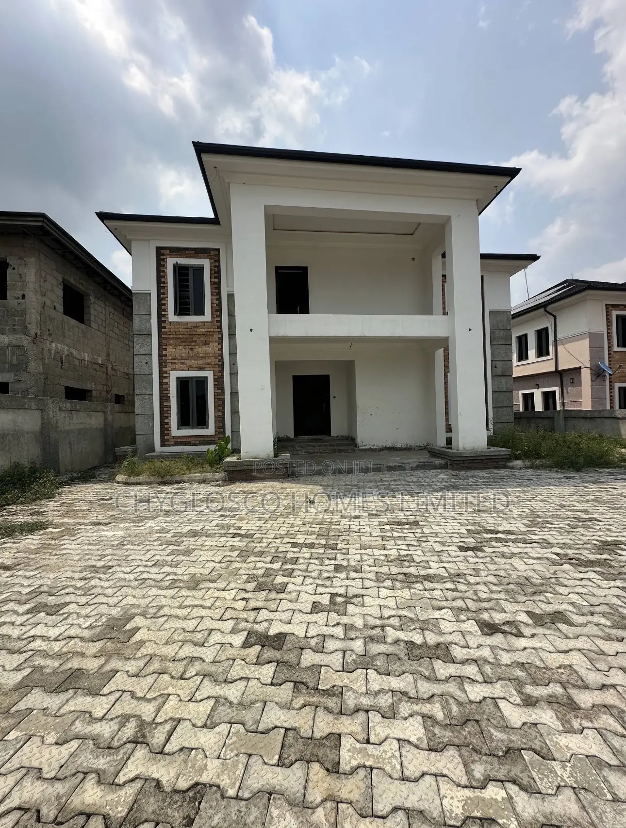 5bdrm Duplex in Gold Spring, Rumuodara for sale