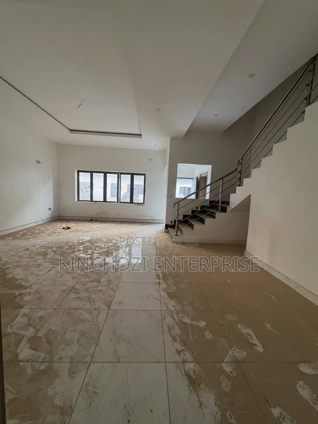 3bdrm Townhouse / Terrace in Apo, Zone B for rent