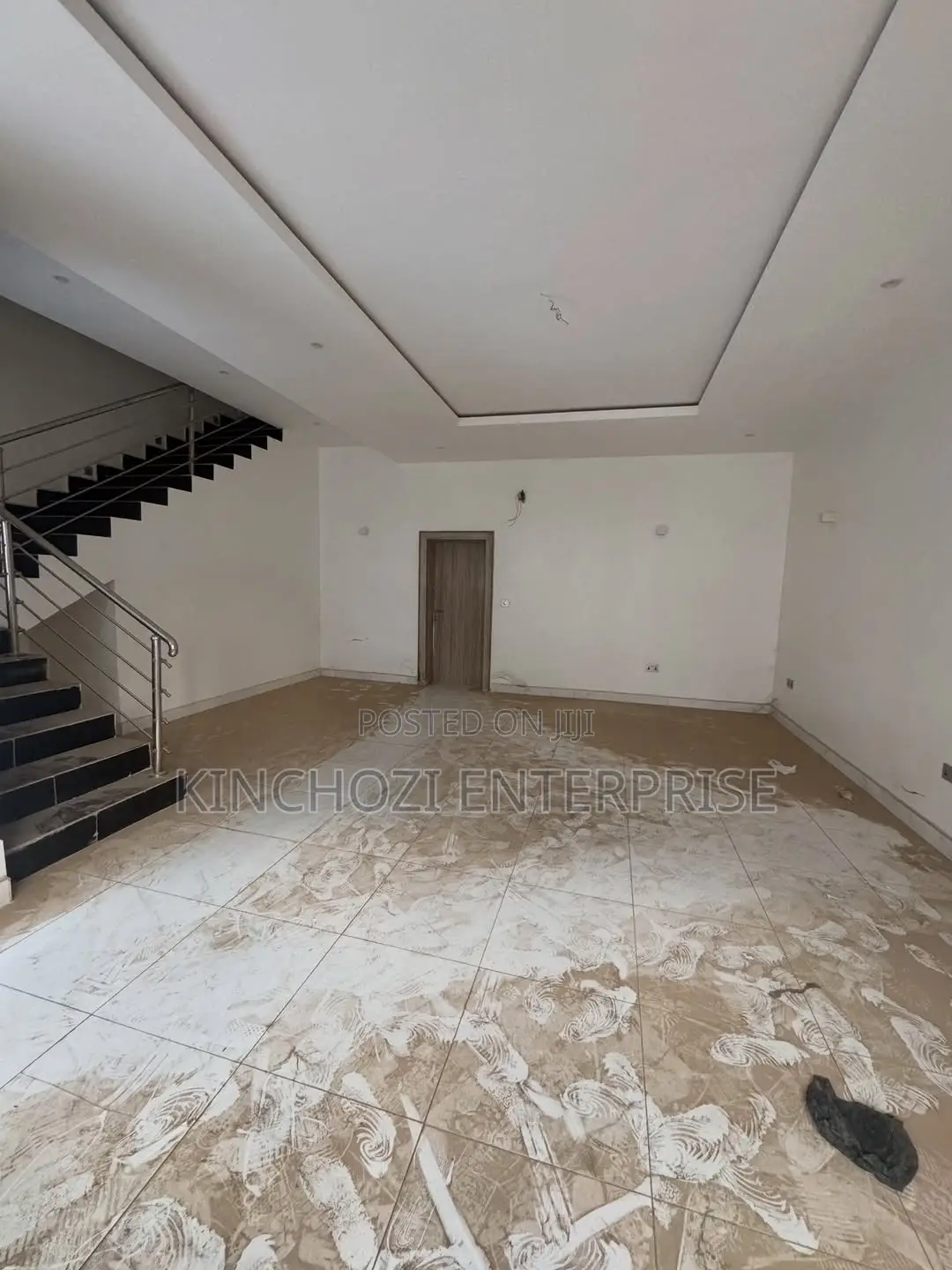 3bdrm Townhouse / Terrace in Apo, Zone B for rent