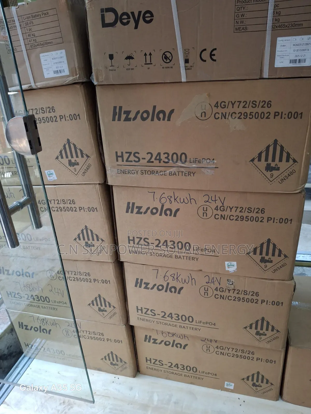 7.6kwh/24v Hzsolar Lithium-Iron Battery