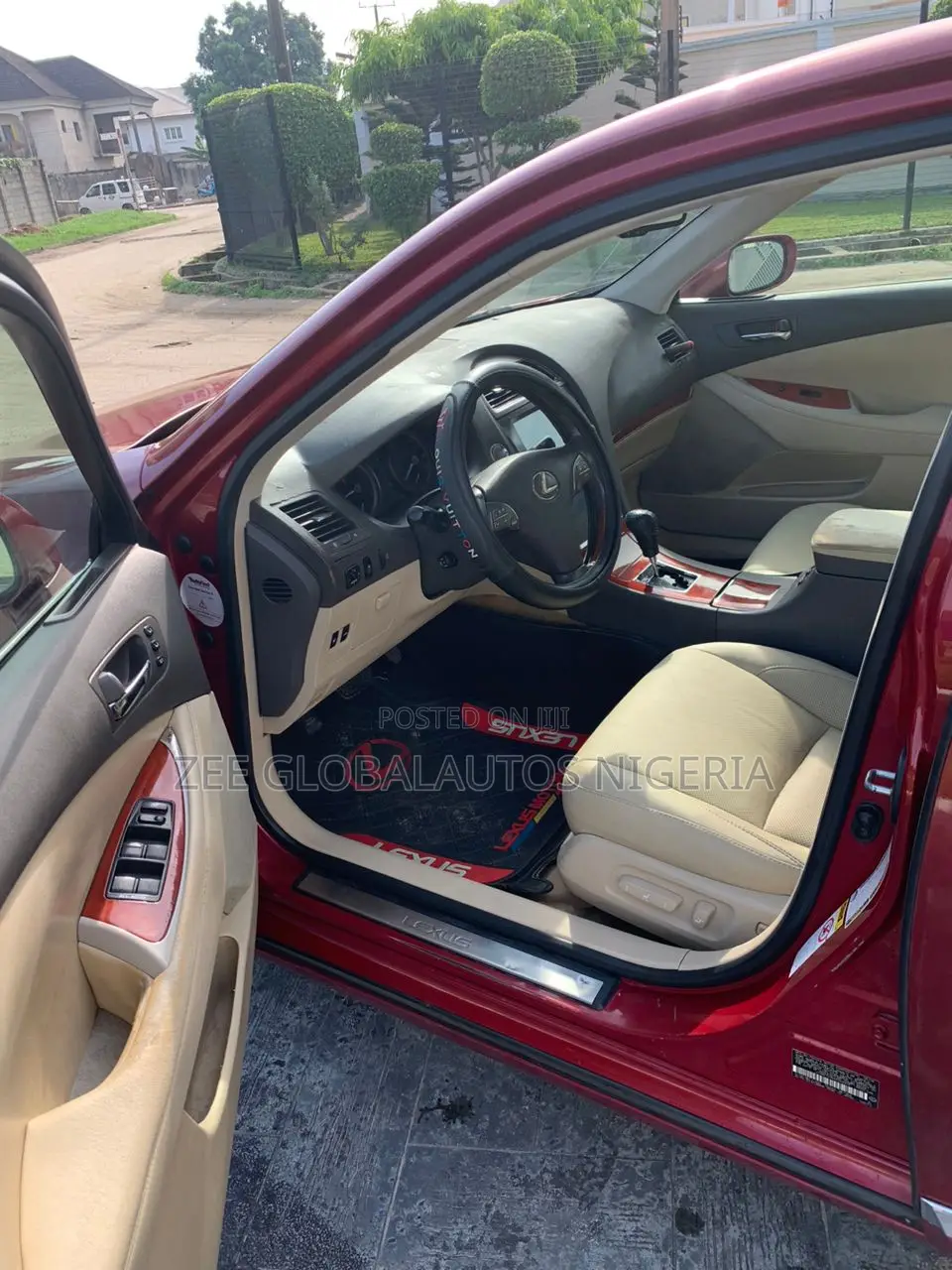 Lexus ES 350 2011 Red