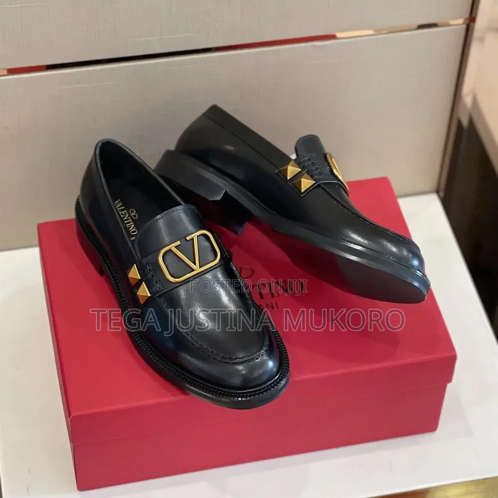 Latest Valentino Garavani Gold Iron Design Flat Shoes