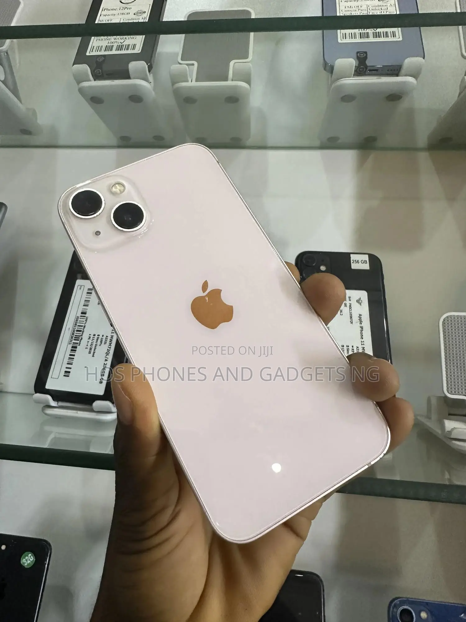Apple iPhone 13 128 GB Pink