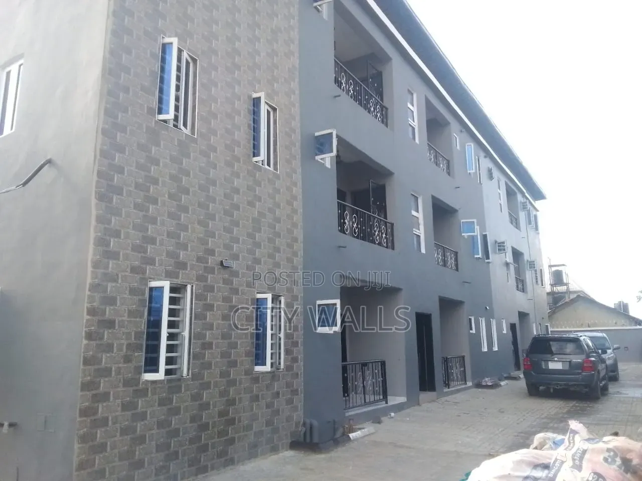 2bdrm Block of Flats in Badore for rent