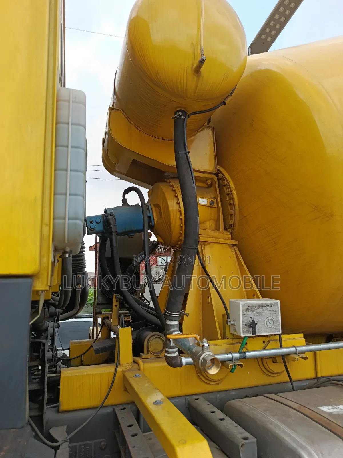 Concrete Mixer 10 Cubic