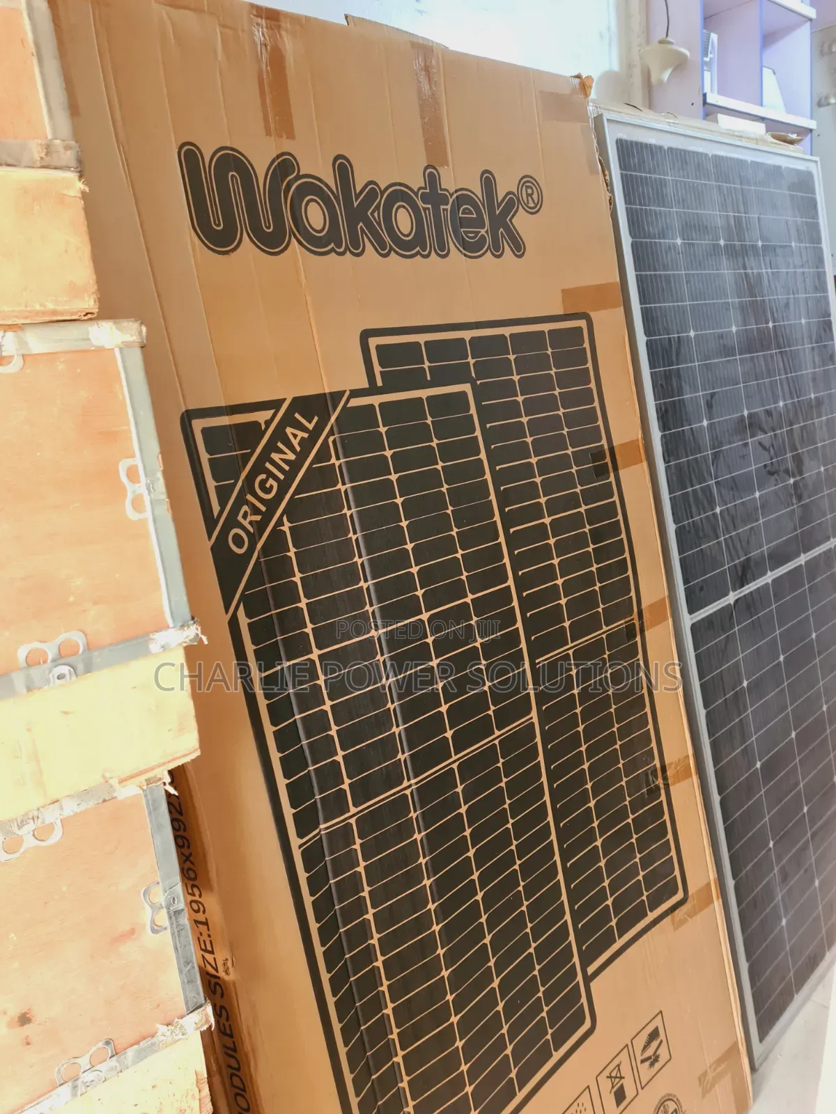 Wakatek 600watts Halfcut High Voltage Solar Panel