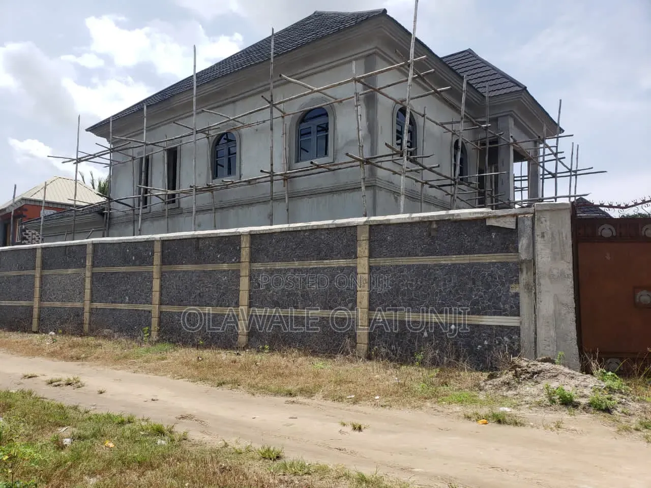 3bdrm Duplex in Toriko, Badagry for sale