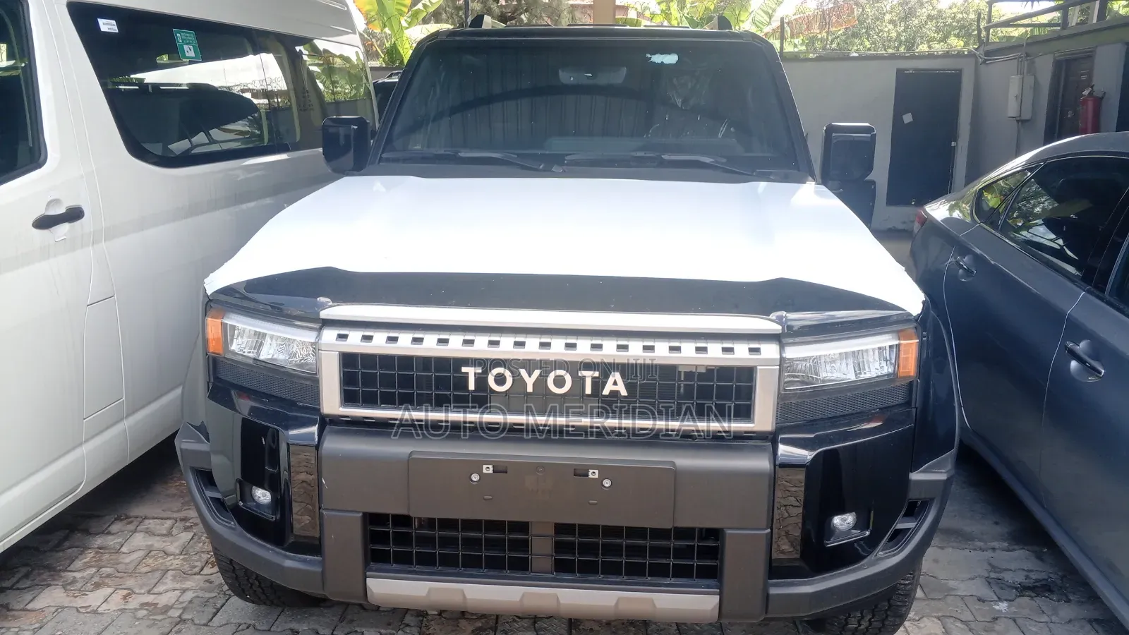 New Toyota Land Cruiser Prado 2.7 2025 Black