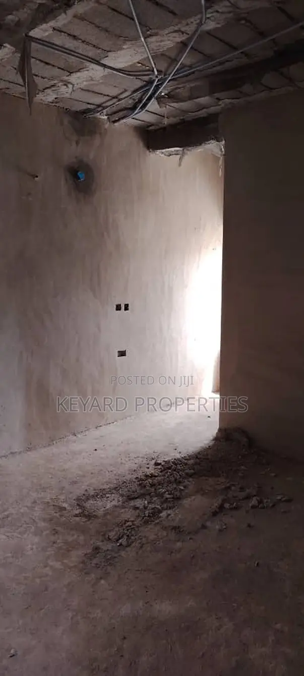 3bdrm Apartment in Kaura for sale