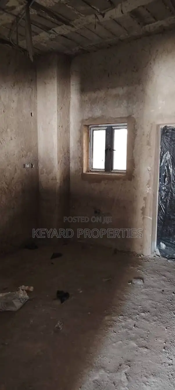 3bdrm Apartment in Kaura for sale