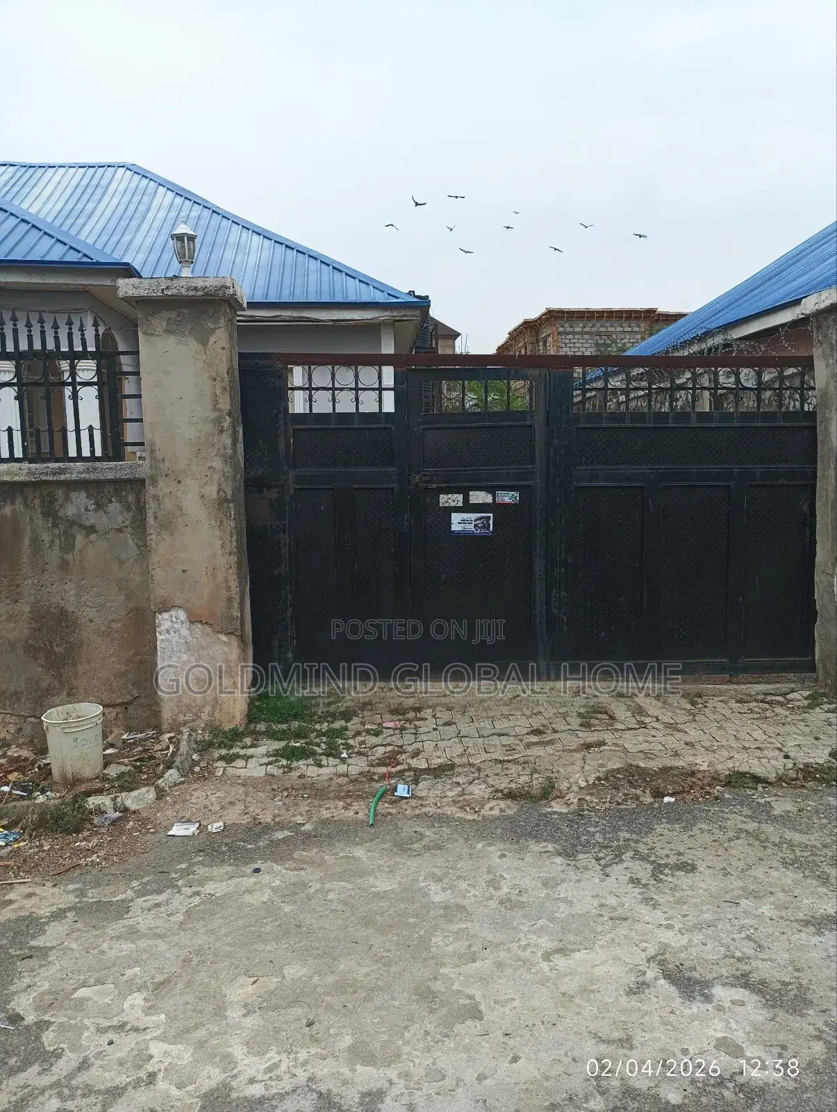 4bdrm Bungalow in Lugbe - Abuja for sale