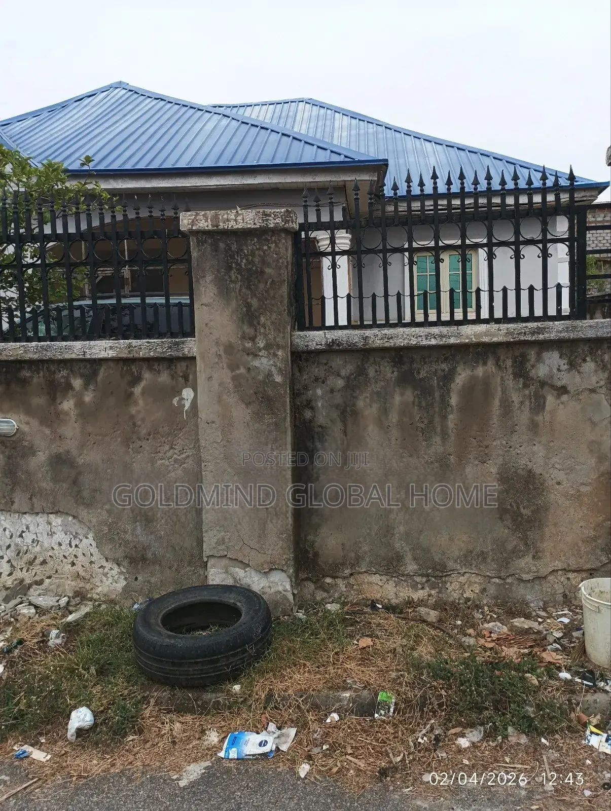 4bdrm Bungalow in Lugbe - Abuja for sale