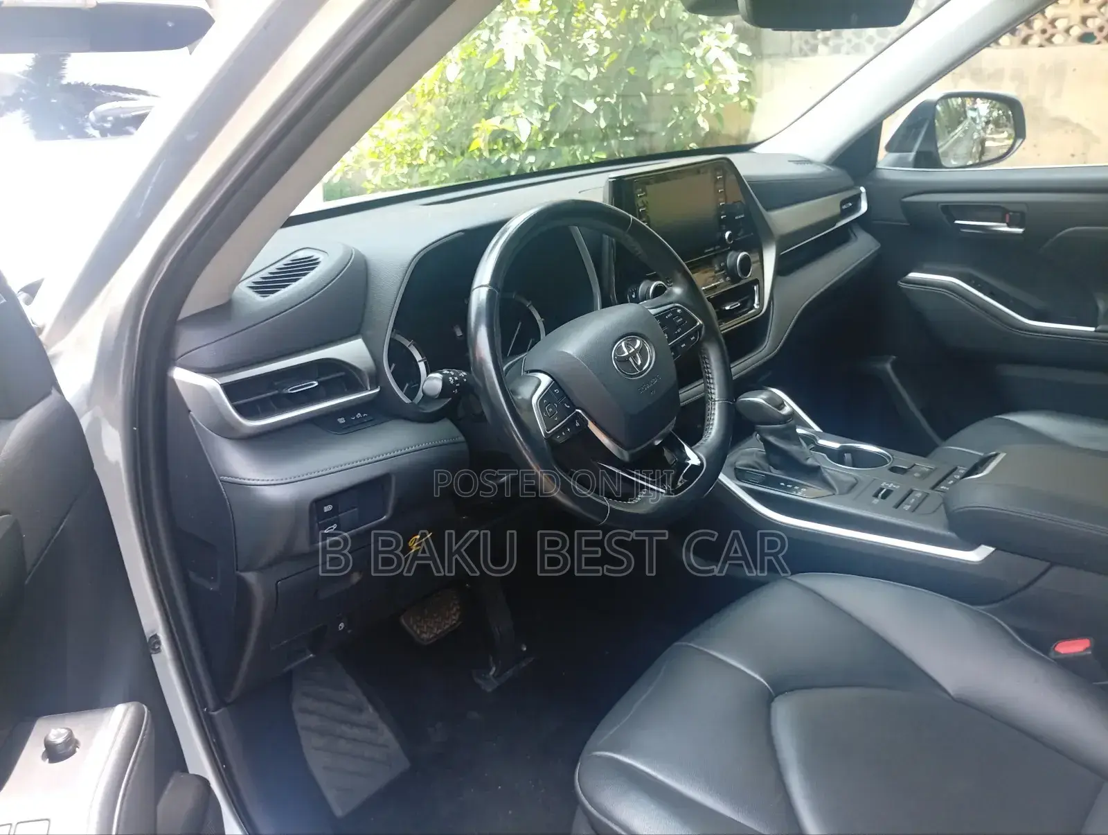 Toyota Highlander XLE AWD 2020 Silver