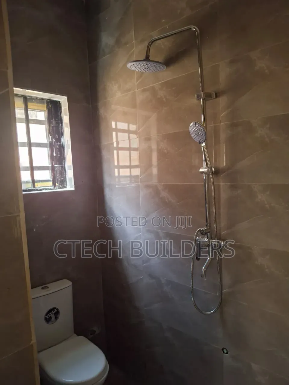4bdrm Apartment in Benin City for rent