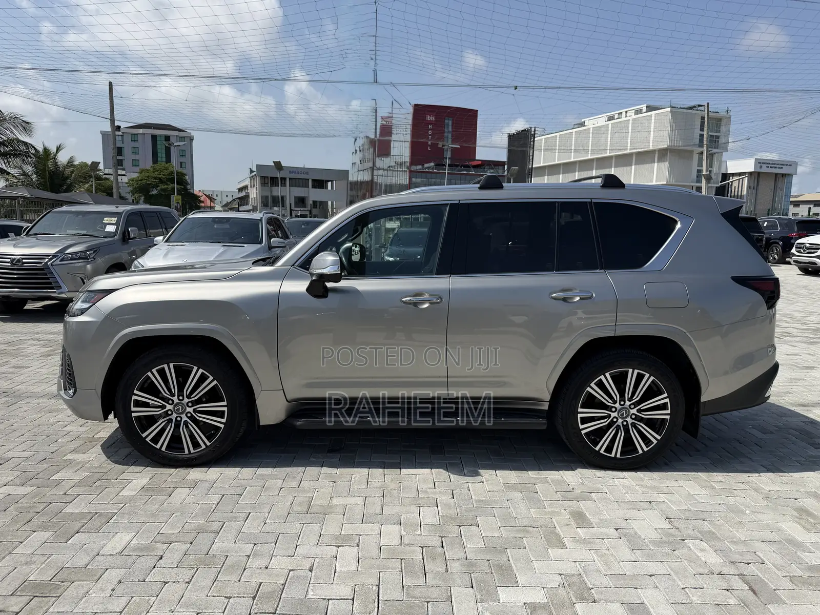 Lexus LX 600 2023
