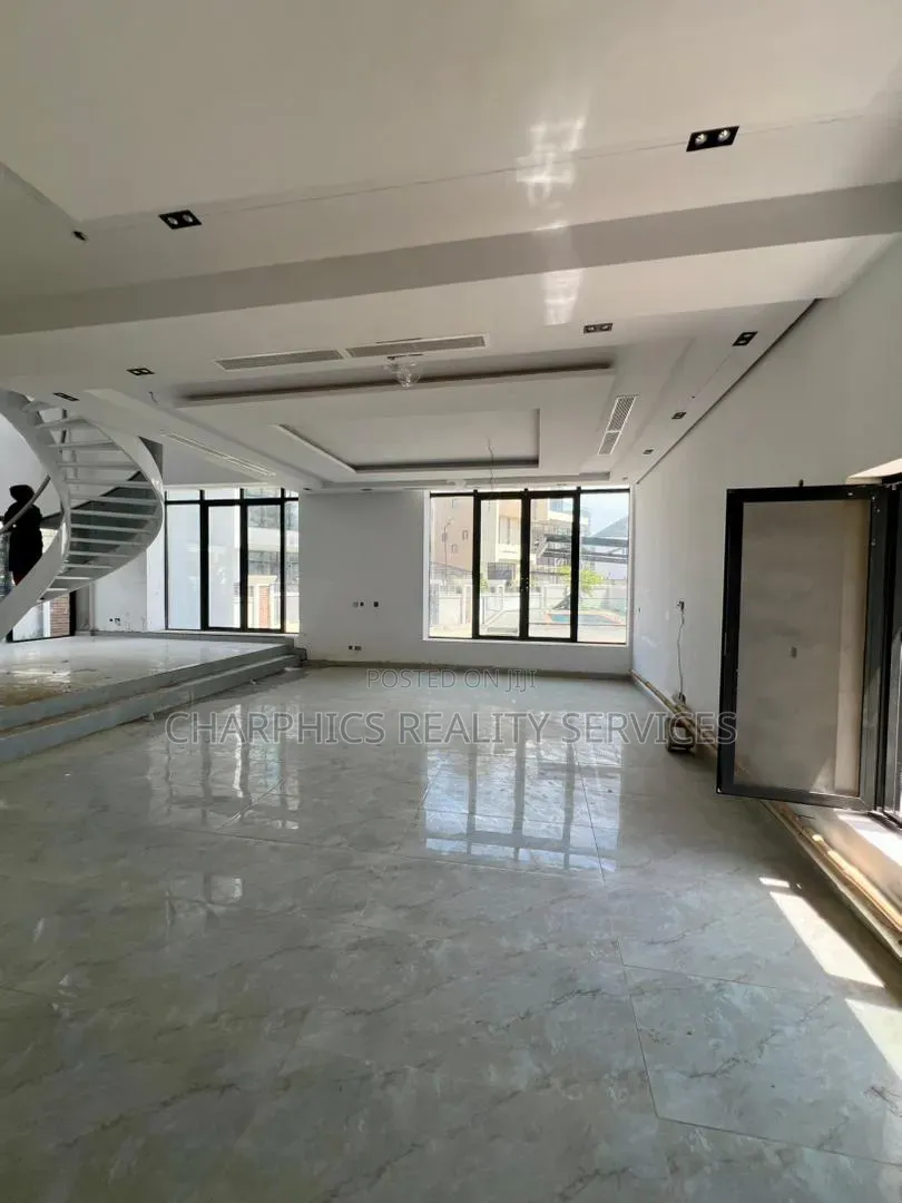 5bdrm Duplex in ($5,000,000), Ikoyi S.W for sale