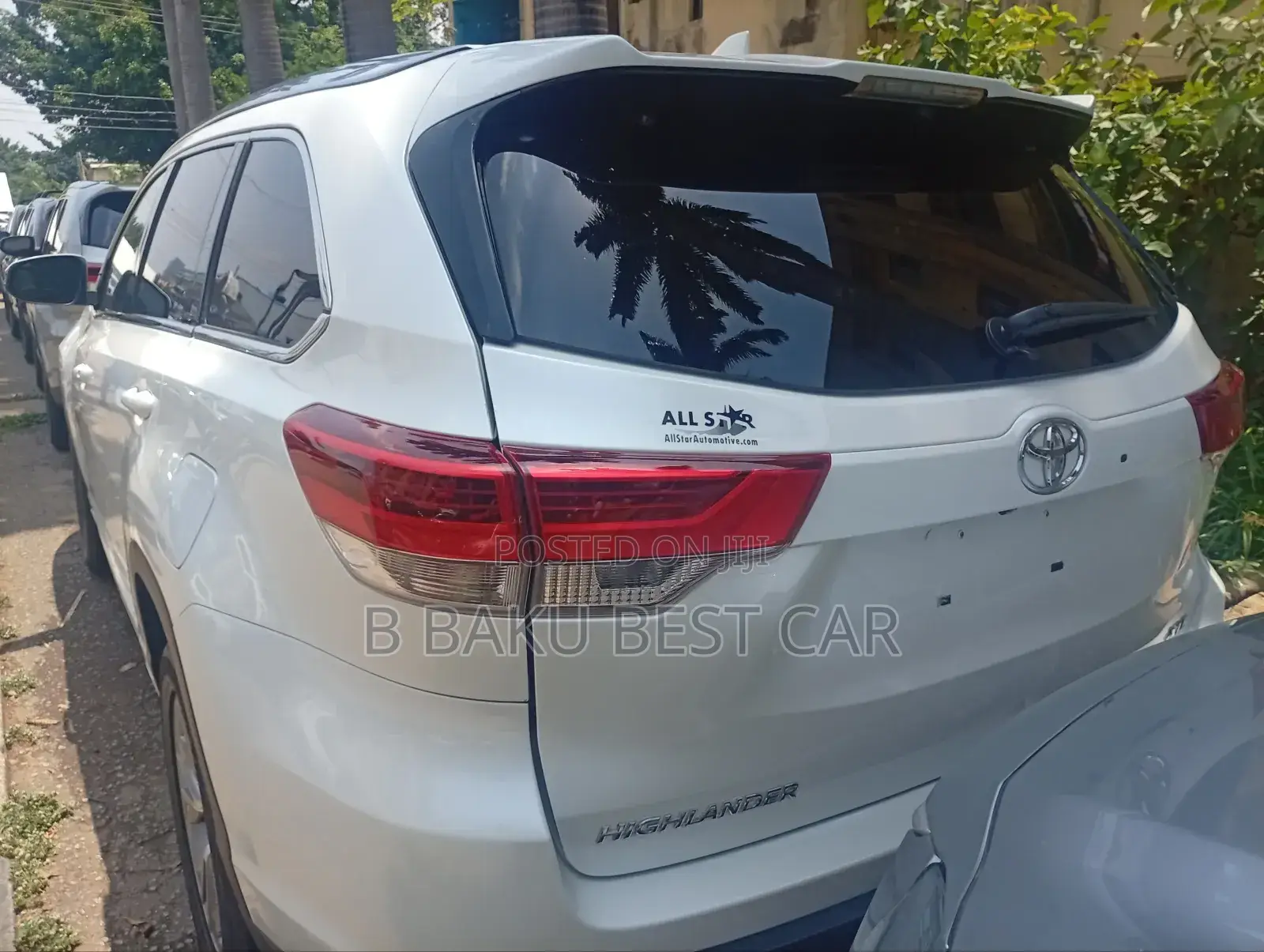 Toyota Highlander XLE 4x2 V6 (3.5L 6cyl 8A) 2018 White
