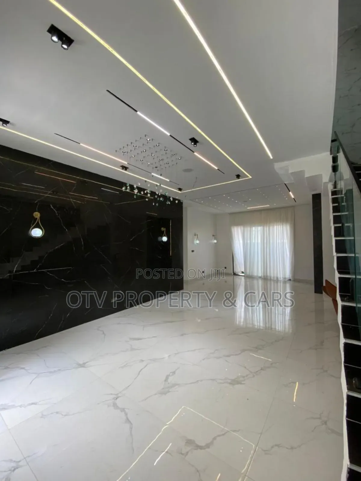 Furnished 5bdrm Townhouse/Terrace in Lekki Phase 1 for sale